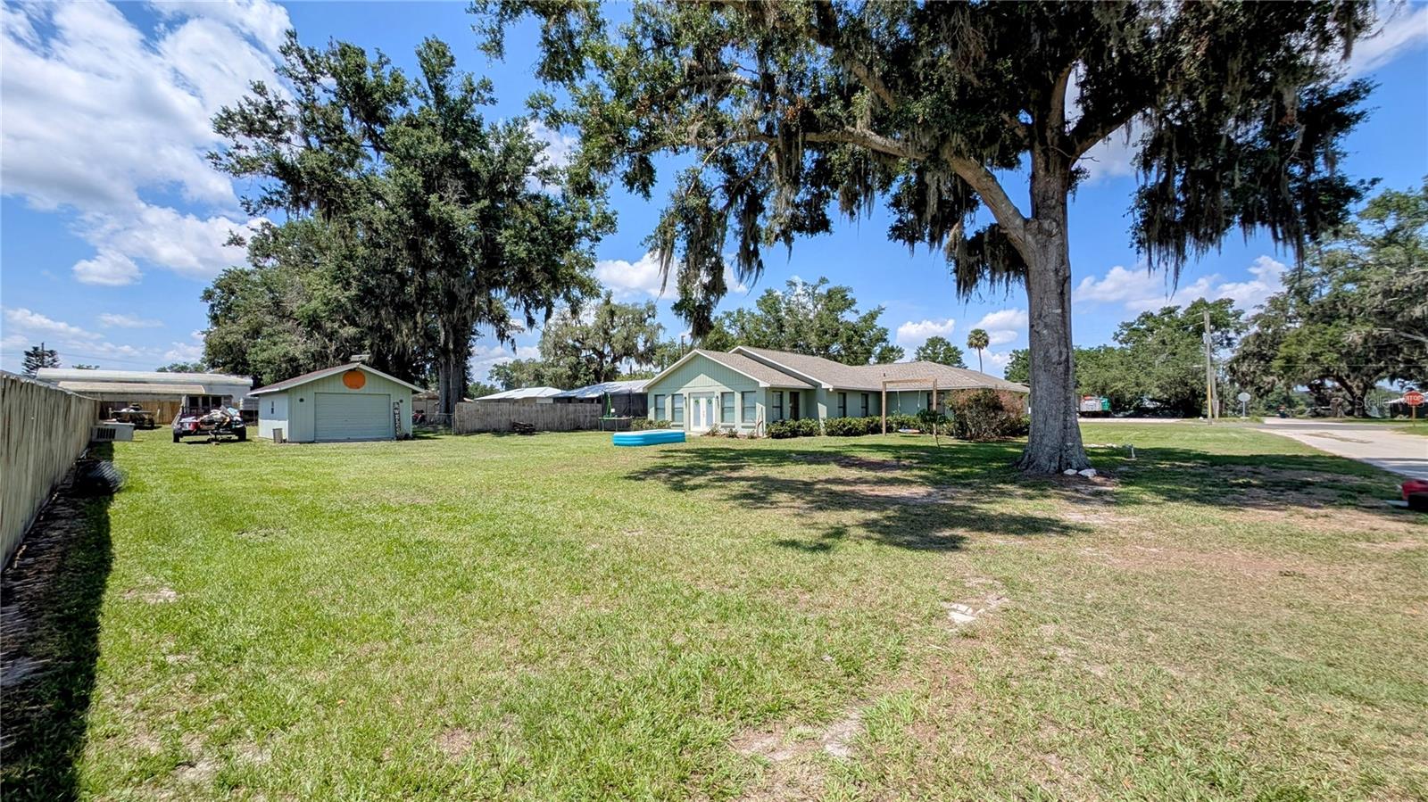 Image 9 of 45 For 624 Lanier Avenue