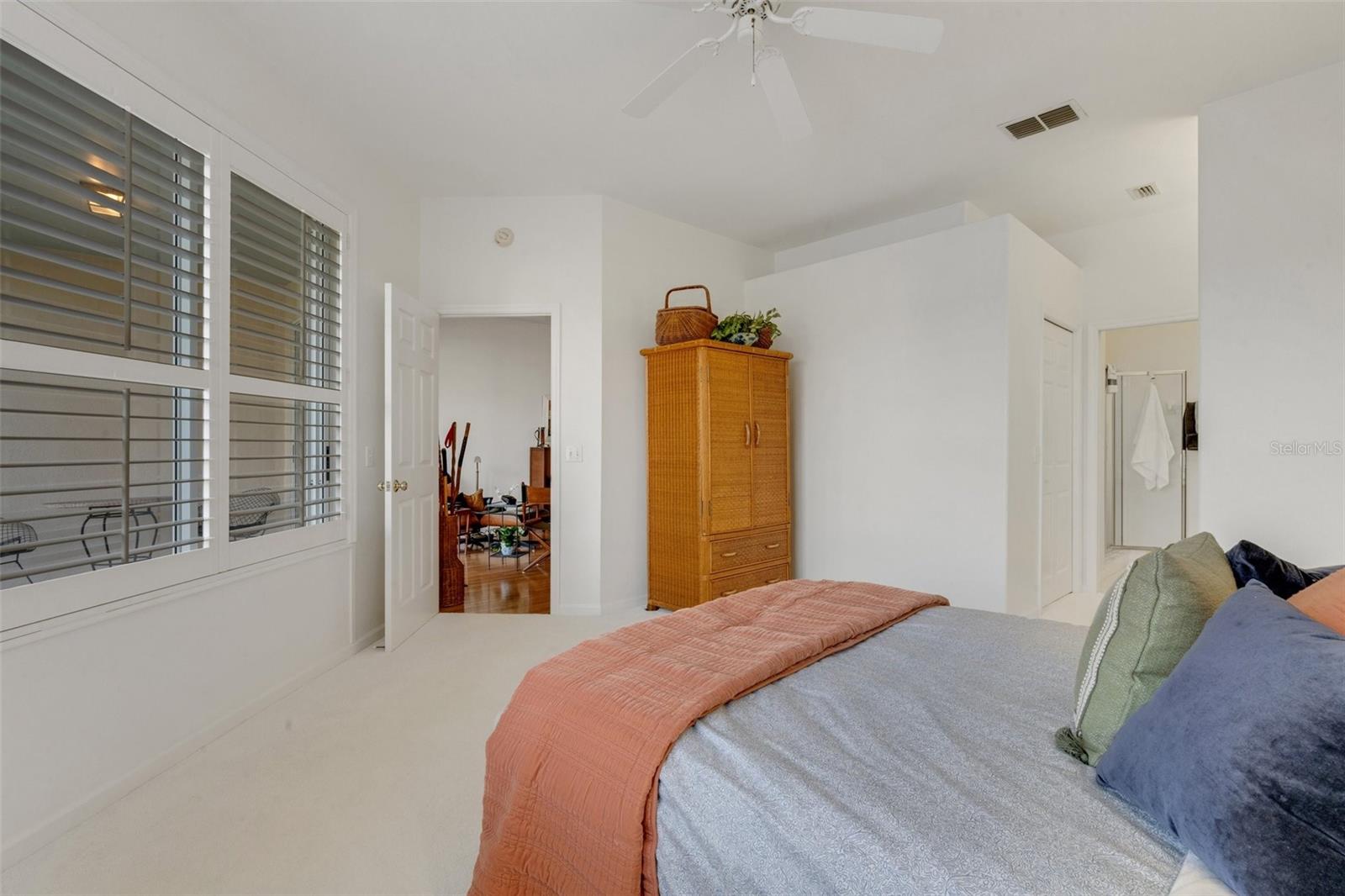 Image 21 of 61 For 351 Enclave Drive 94