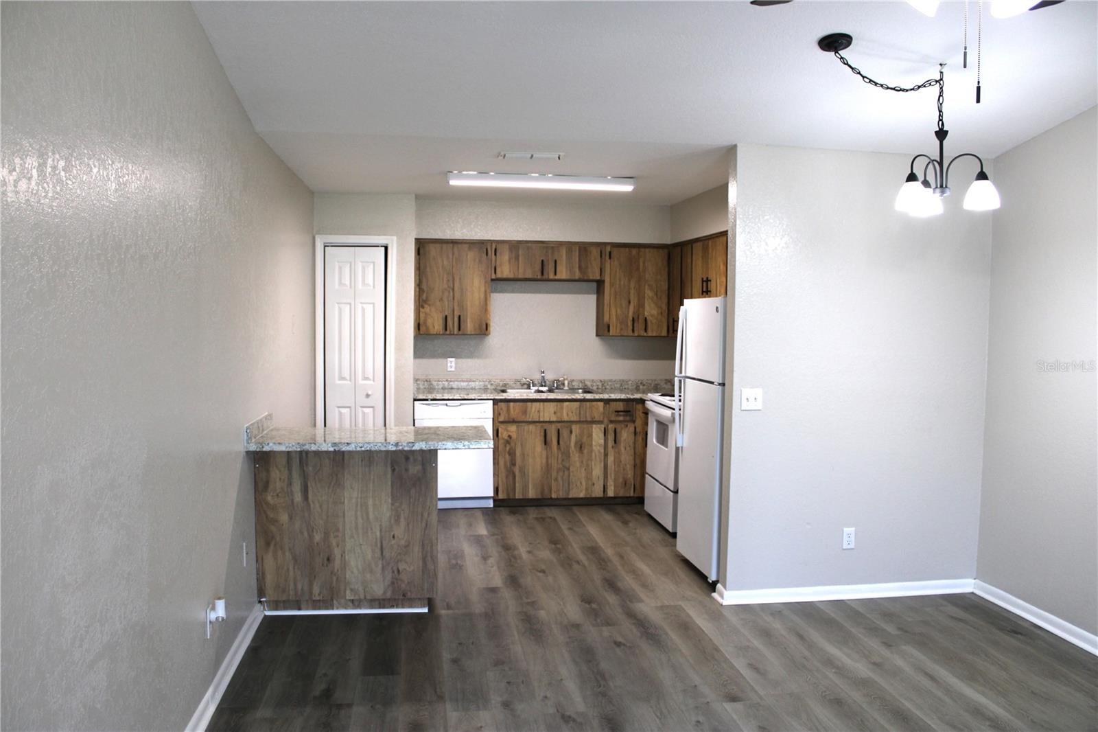 Image 12 of 40 For 3110 Harmon Lane 3112