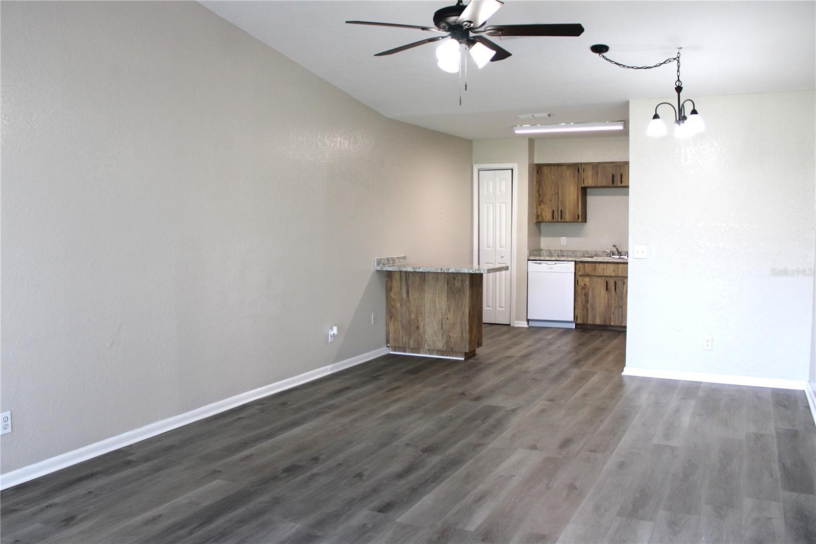 Image 14 of 40 For 3110 Harmon Lane 3112