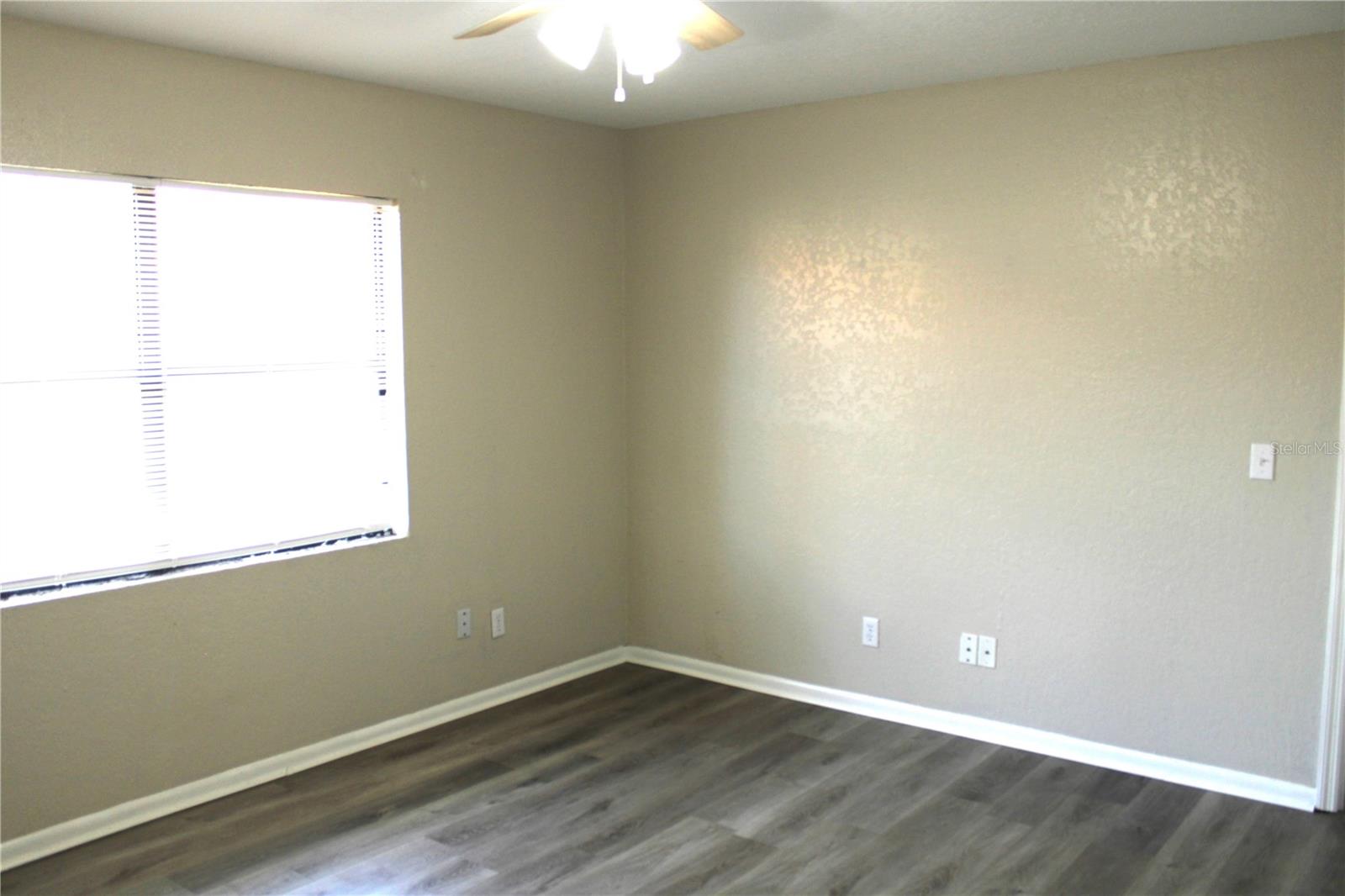 Image 17 of 40 For 3110 Harmon Lane 3112