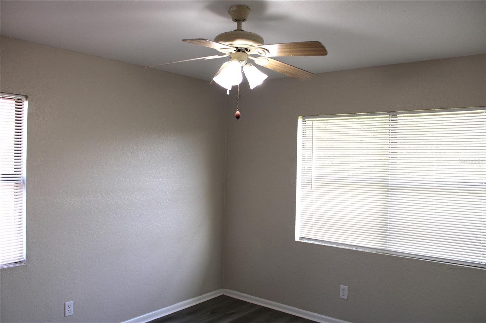 Image 35 of 40 For 3110 Harmon Lane 3112