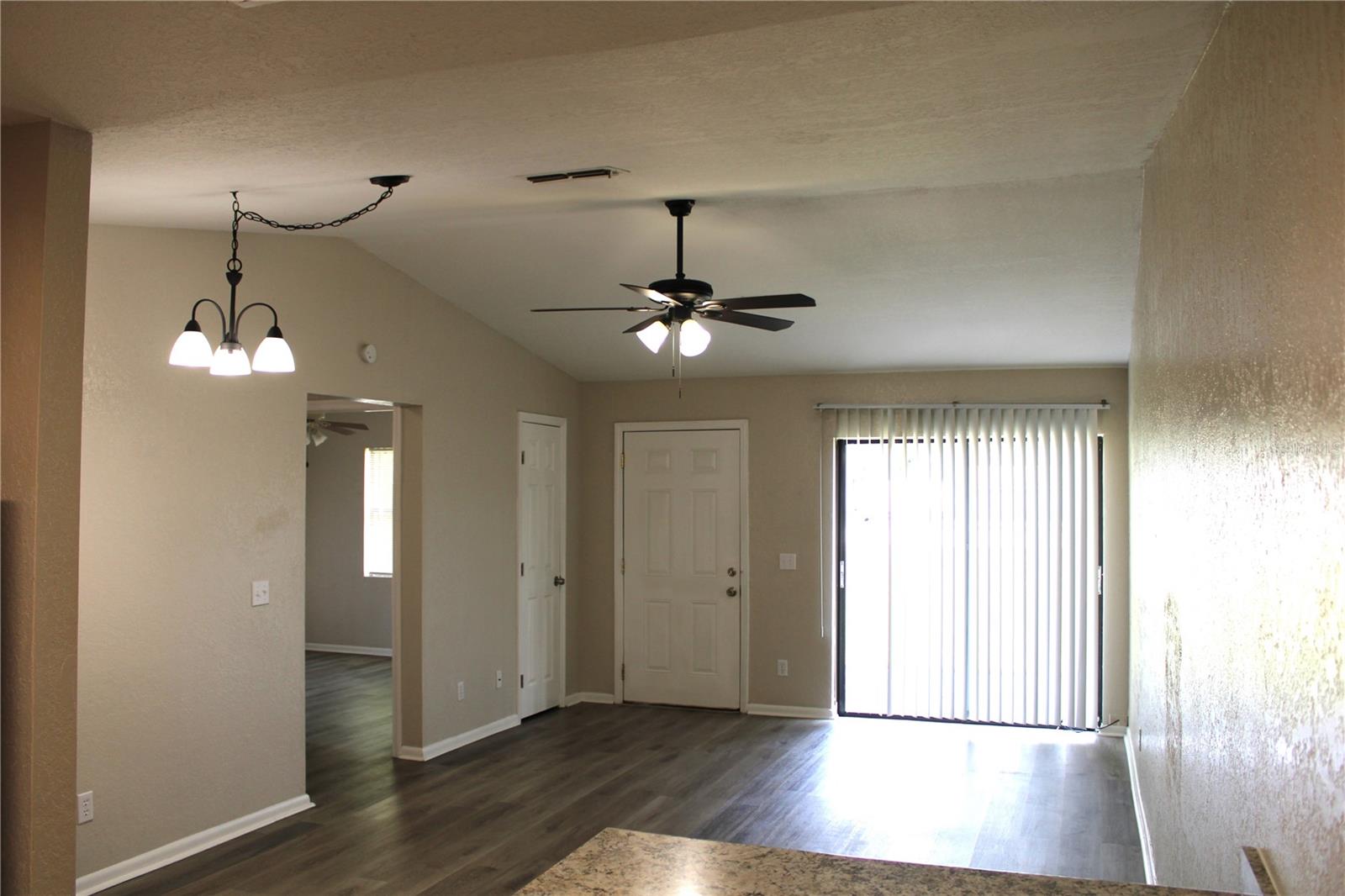 Image 8 of 40 For 3110 Harmon Lane 3112