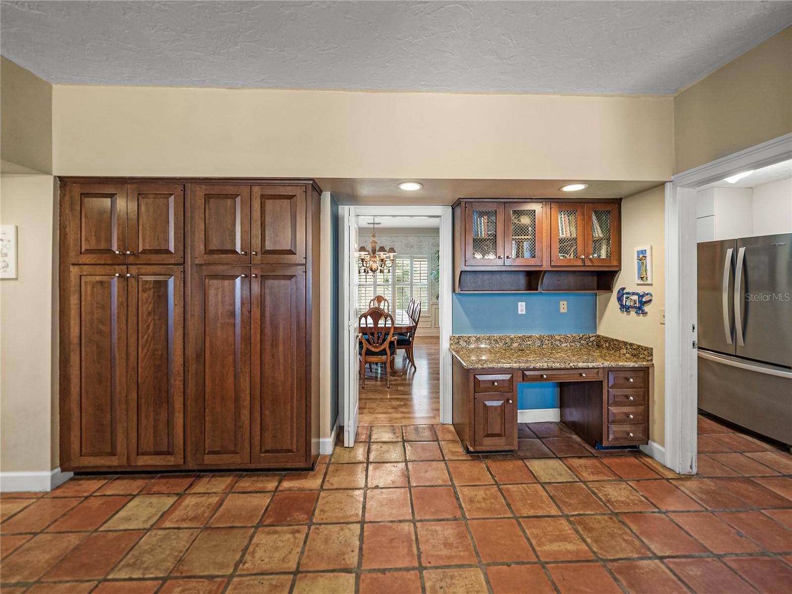 Image 18 of 98 For 1123 Cypress Point W