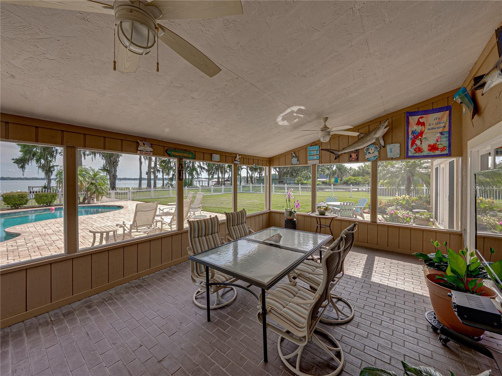 Image 30 of 98 For 1123 Cypress Point W