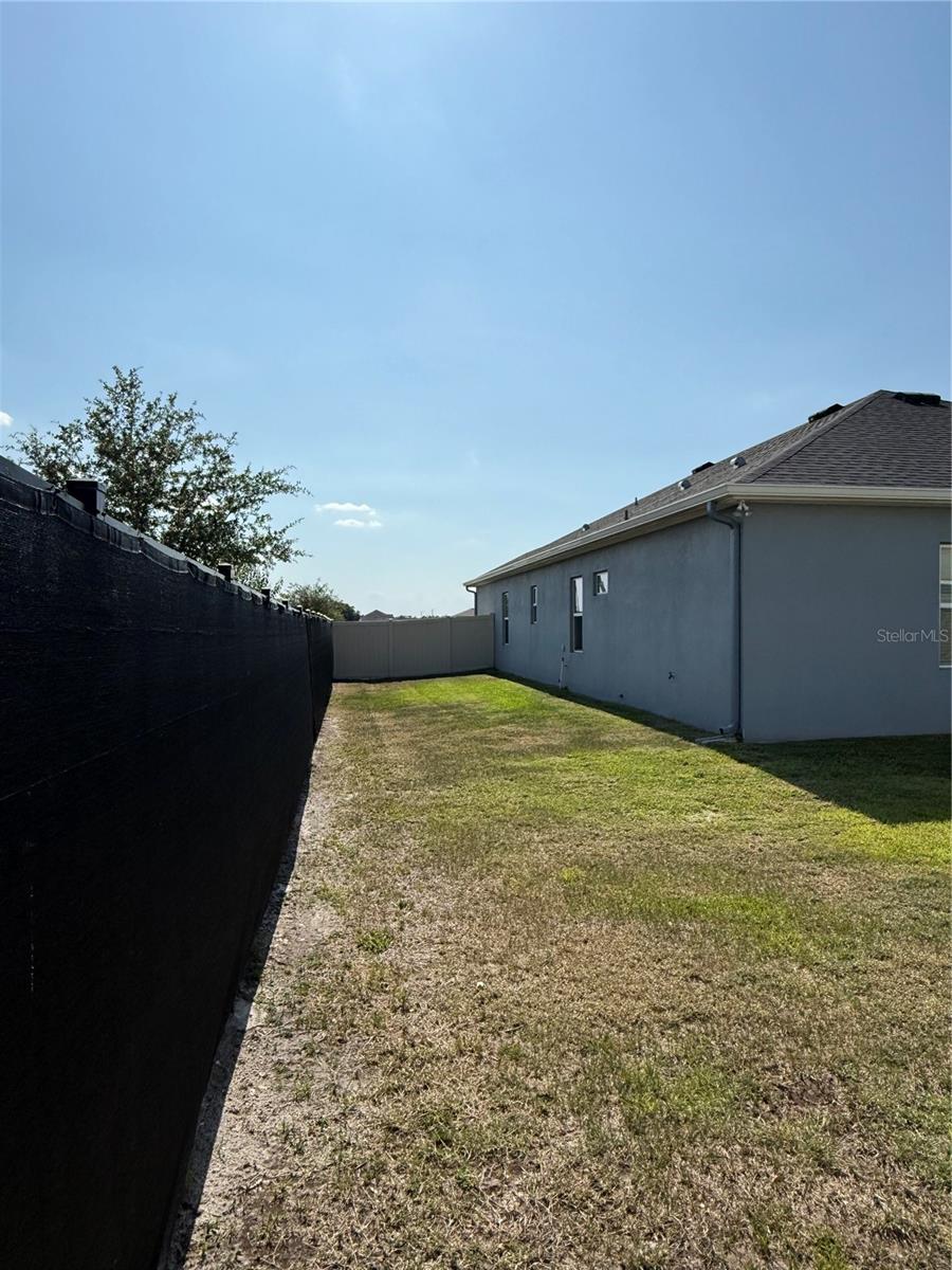Image 6 of 48 For 832 Vienna Drive