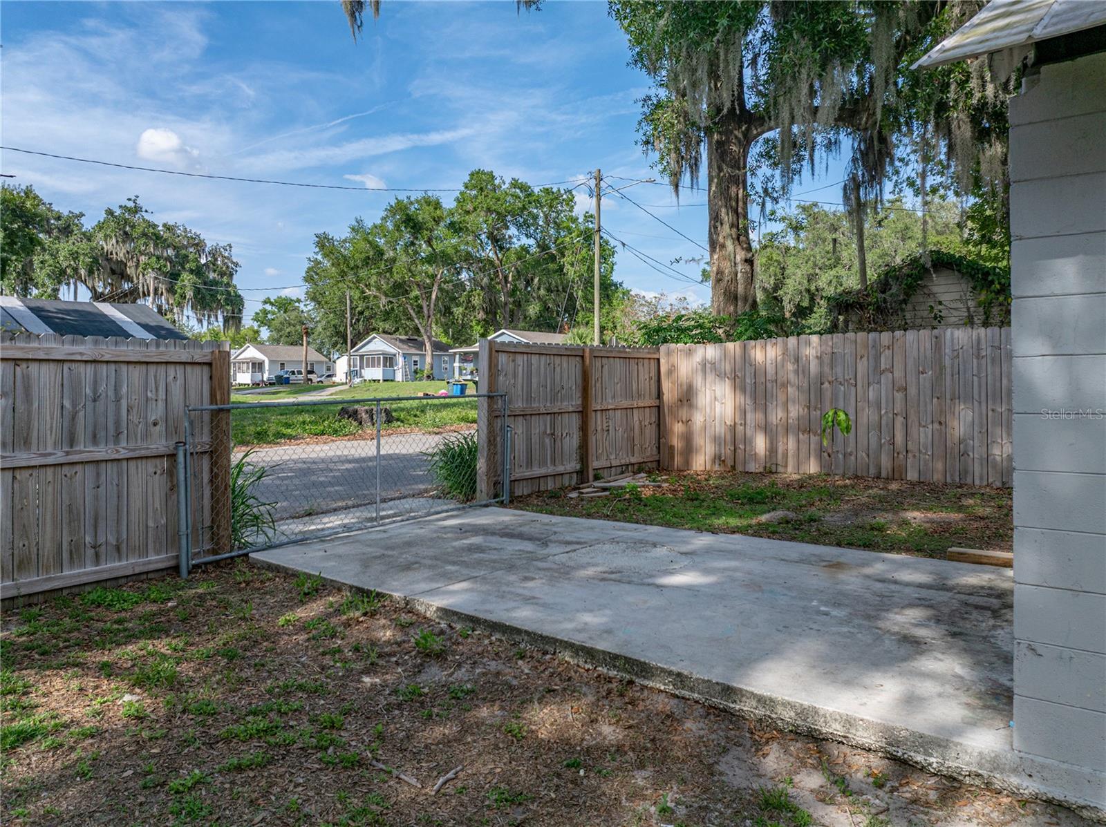 Image 40 of 55 For 1140 Seminole Trail