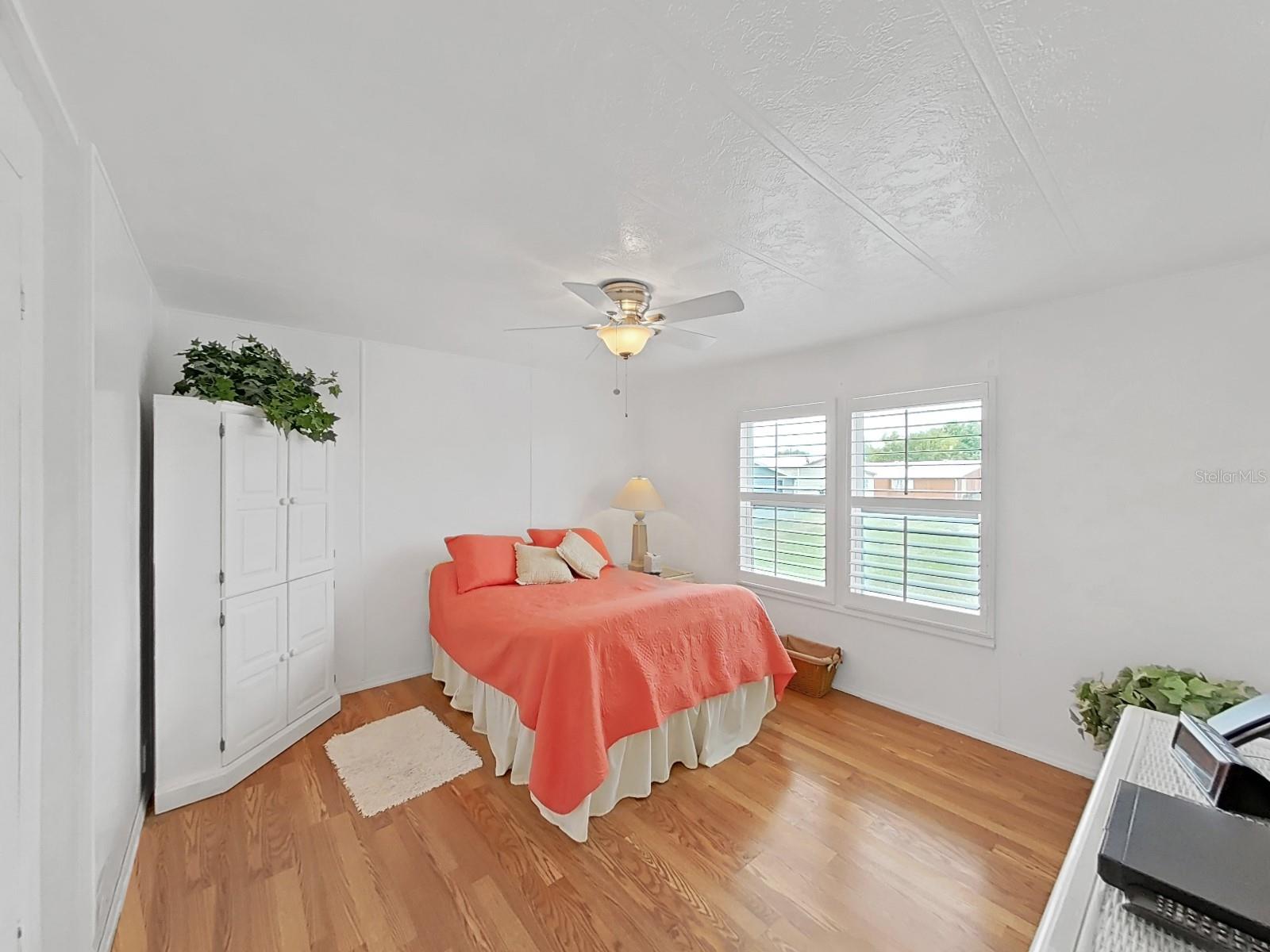 Image 37 of 53 For 4941 Foxdale Dr
