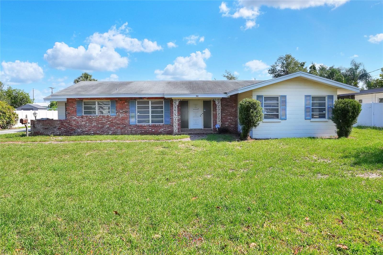 Details for 961 Piedmont Drive Se, WINTER HAVEN, FL 33880