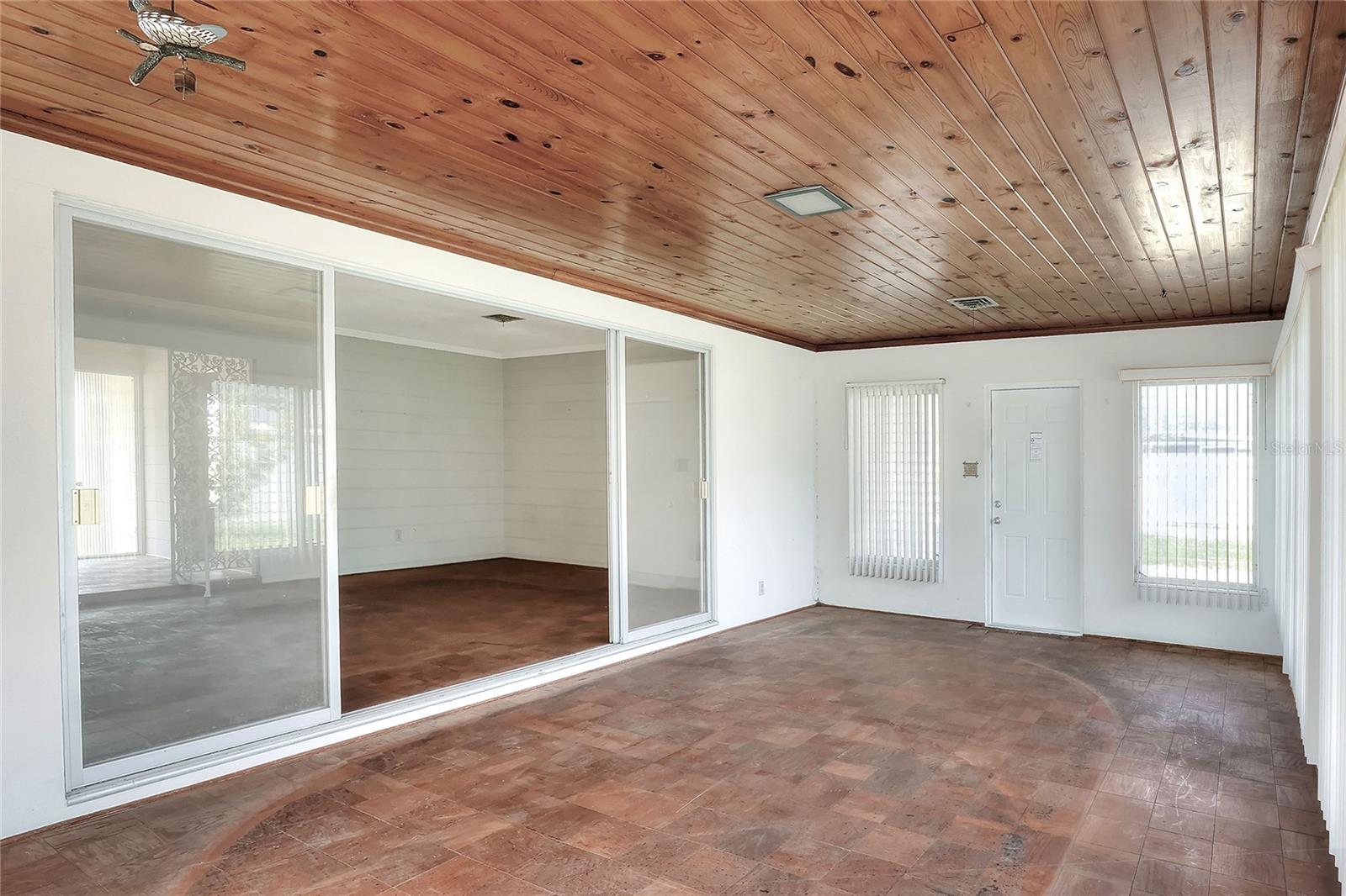Image 11 of 43 For 961 Piedmont Drive Se