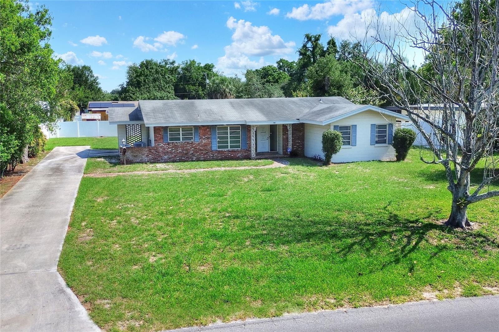Image 3 of 43 For 961 Piedmont Drive Se