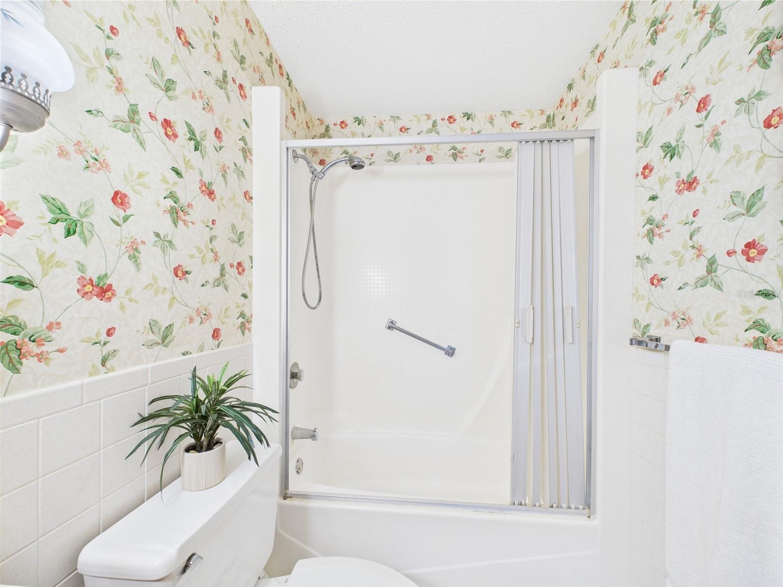 Image 15 of 51 For 2700 Bayshore Boulevard 3210