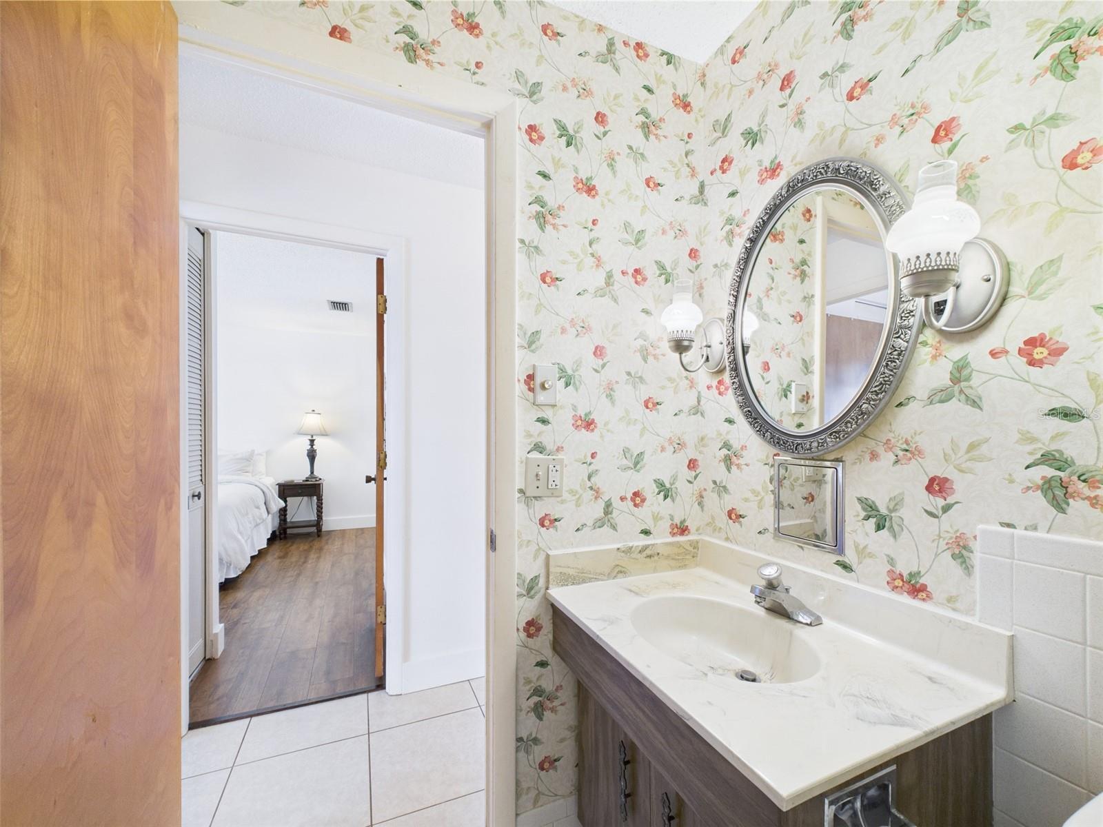 Image 16 of 51 For 2700 Bayshore Boulevard 3210
