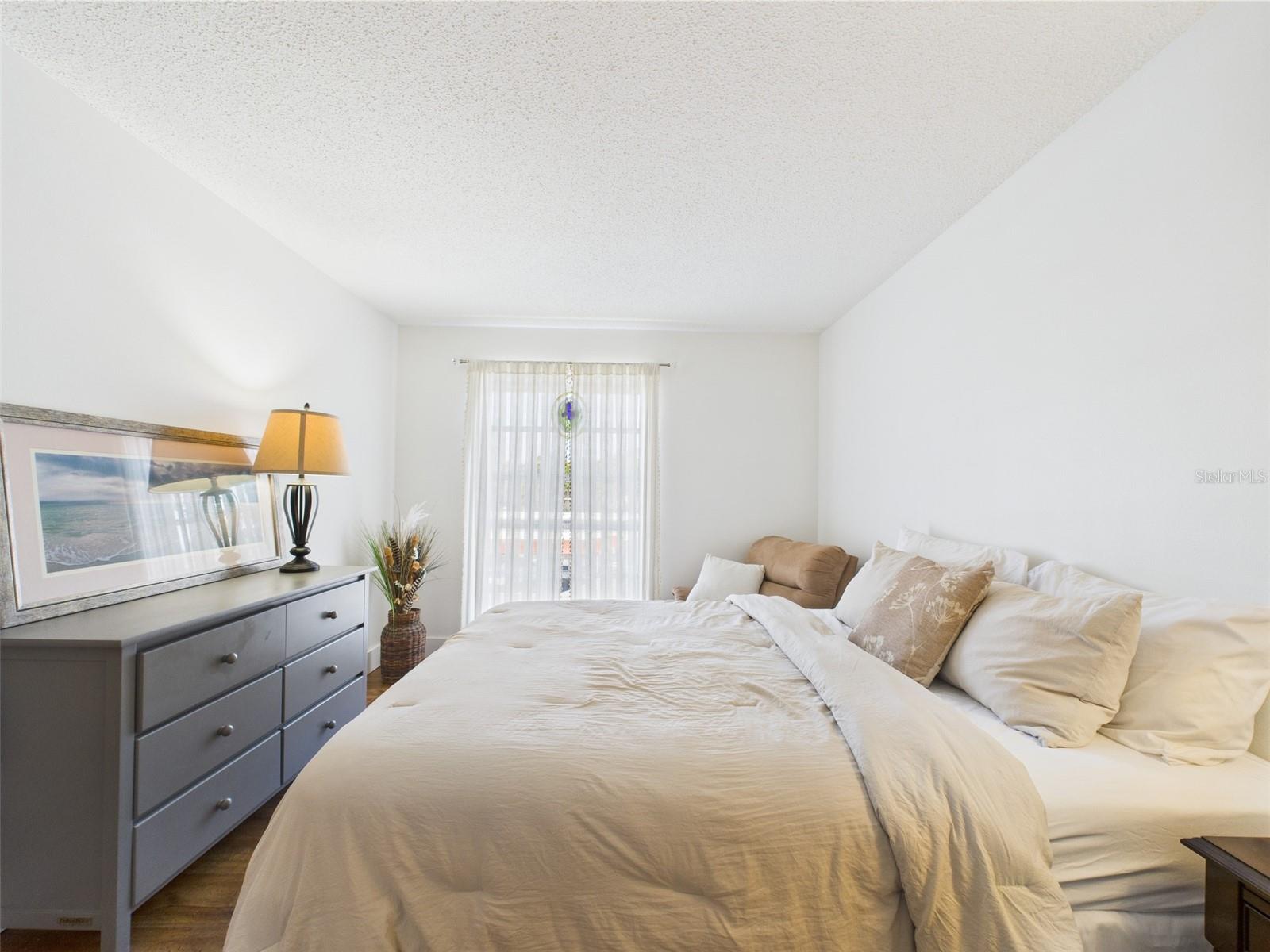 Image 25 of 51 For 2700 Bayshore Boulevard 3210