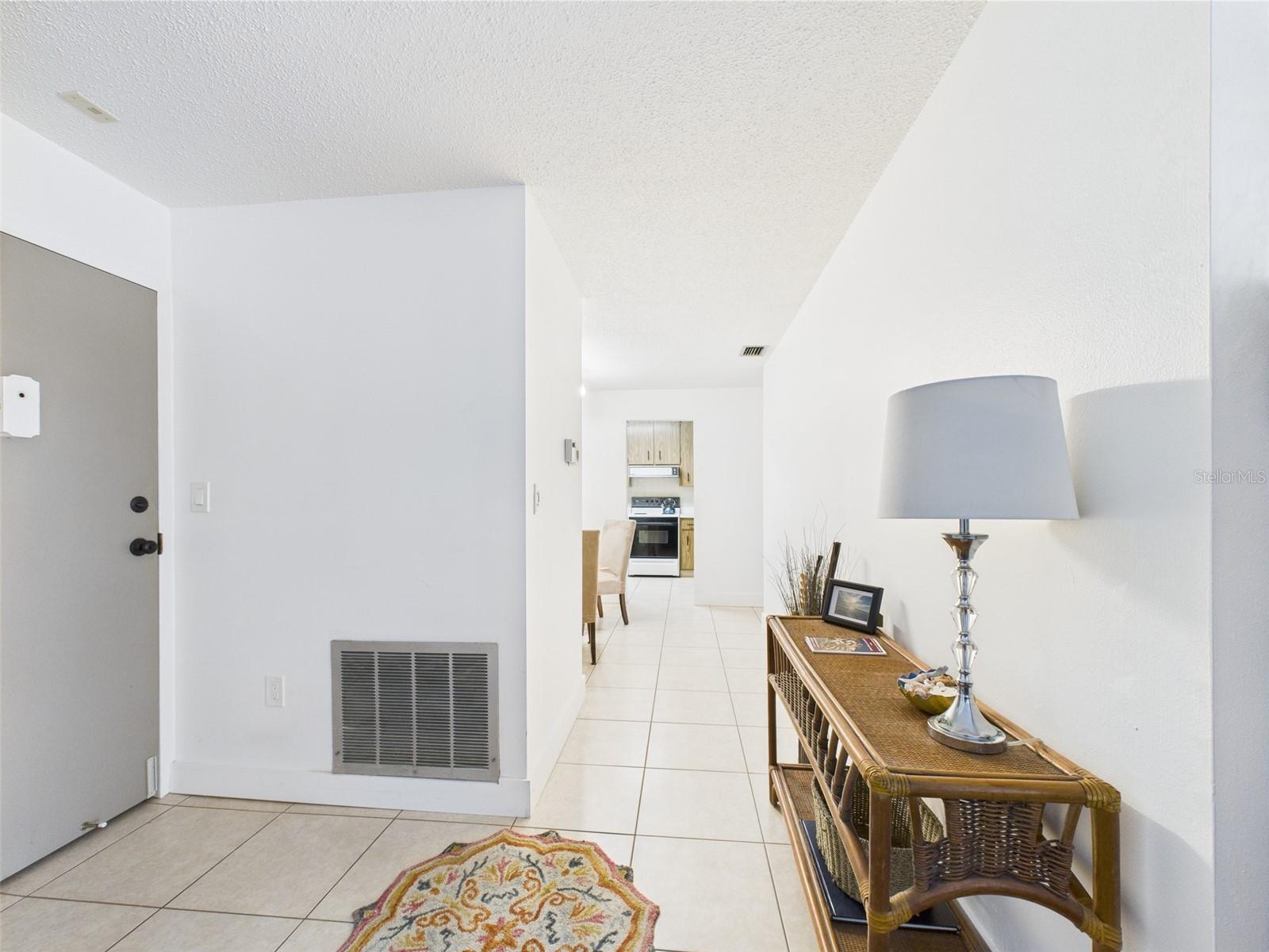 Image 3 of 51 For 2700 Bayshore Boulevard 3210