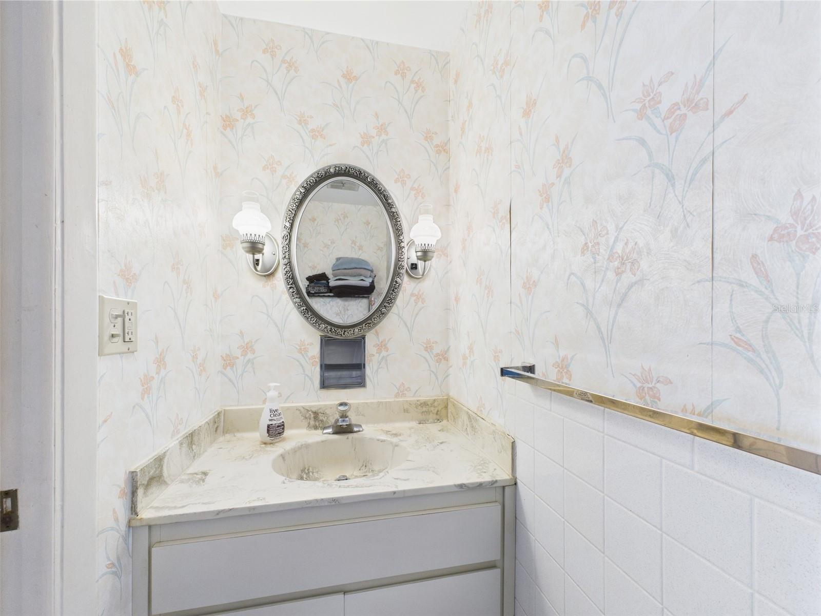 Image 30 of 51 For 2700 Bayshore Boulevard 3210