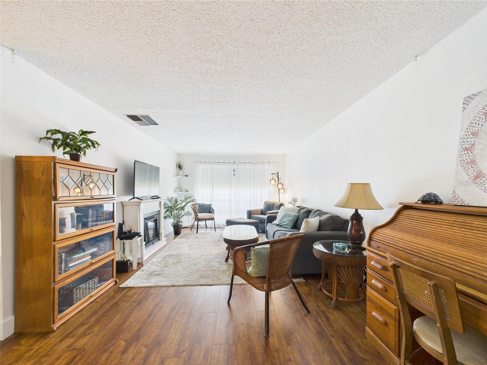 Image 38 of 51 For 2700 Bayshore Boulevard 3210