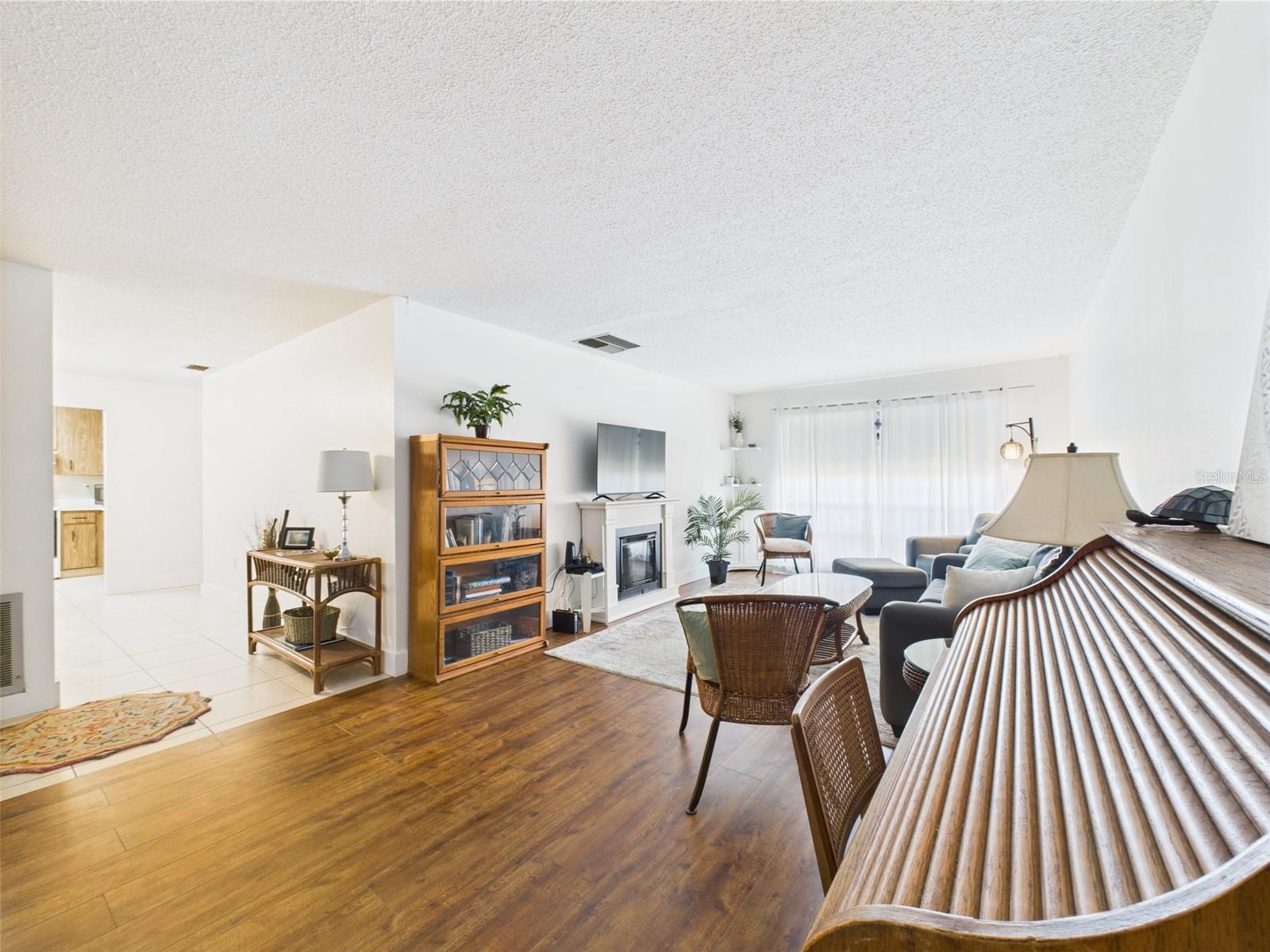 Image 39 of 51 For 2700 Bayshore Boulevard 3210