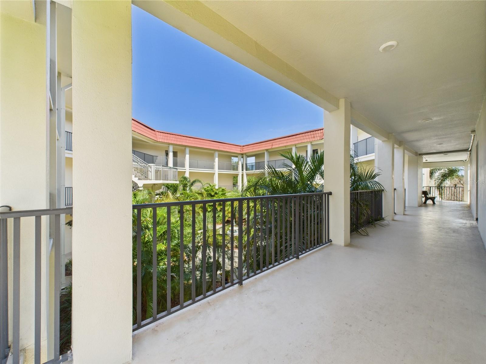 Image 44 of 51 For 2700 Bayshore Boulevard 3210