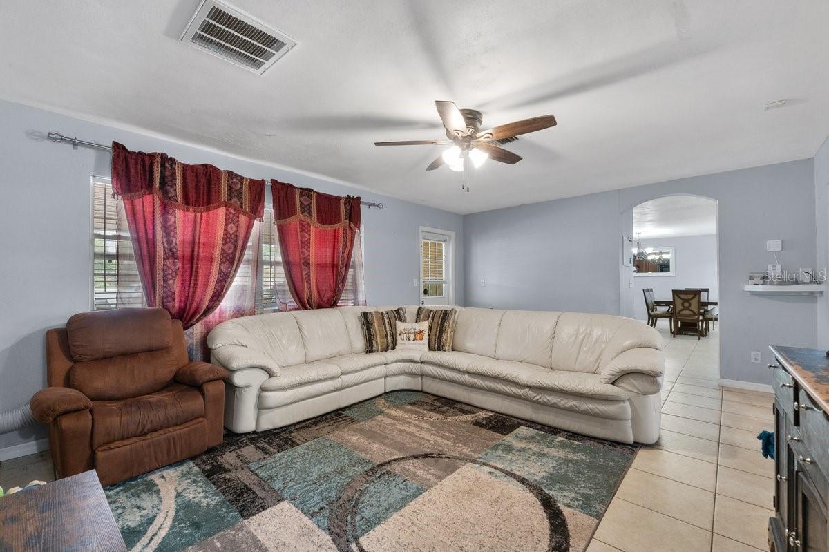 Listing photo id 20 for 320 Boger Boulevard S
