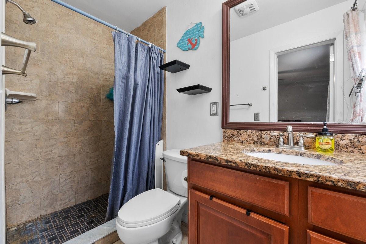 Listing photo id 26 for 320 Boger Boulevard S