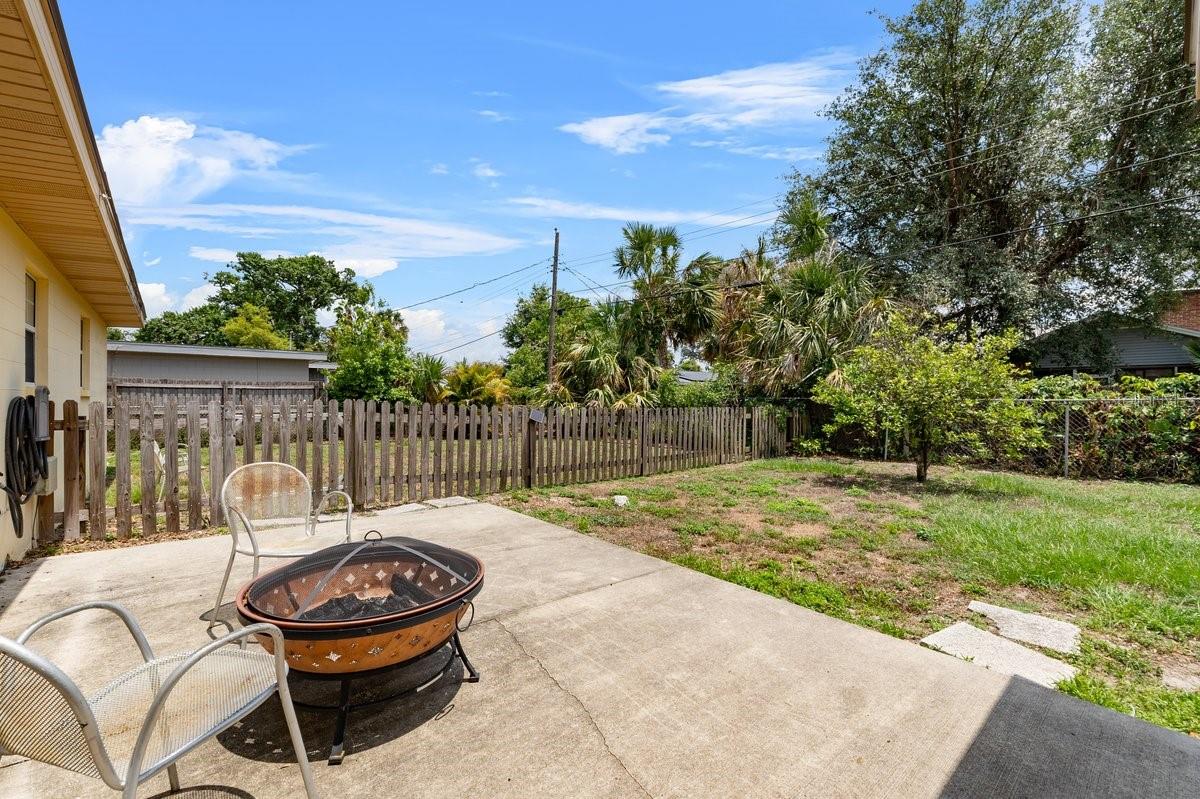 Listing photo id 36 for 320 Boger Boulevard S