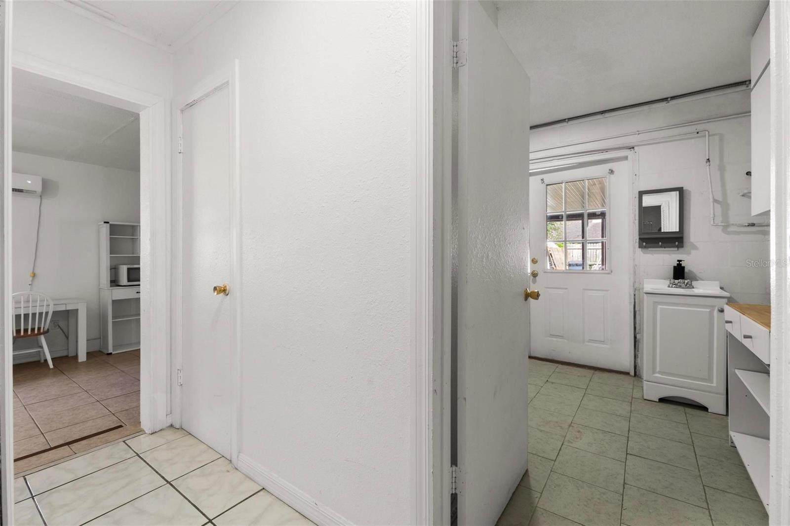 Image 10 of 42 For 608 William Avenue