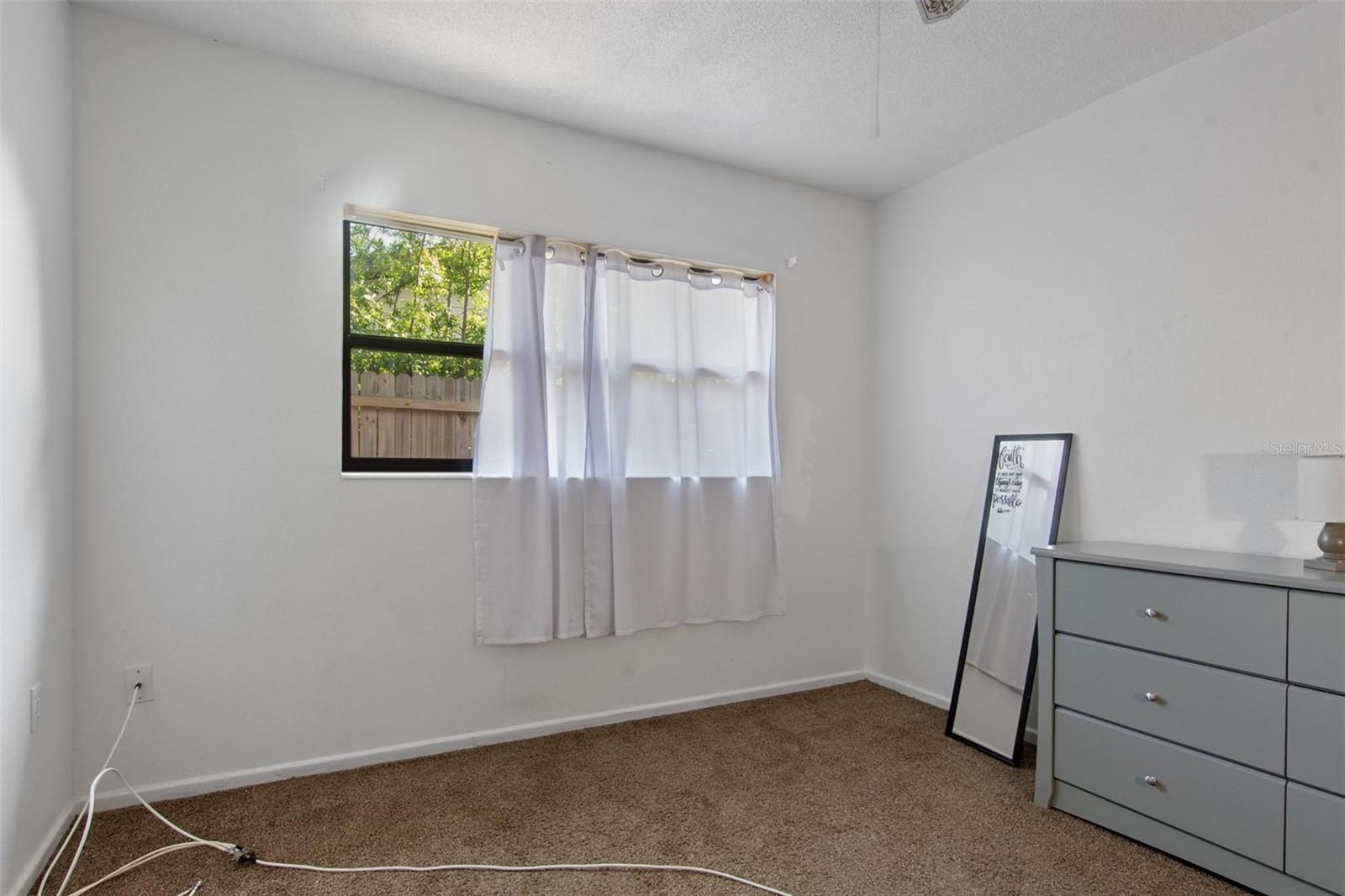 Image 11 of 42 For 608 William Avenue