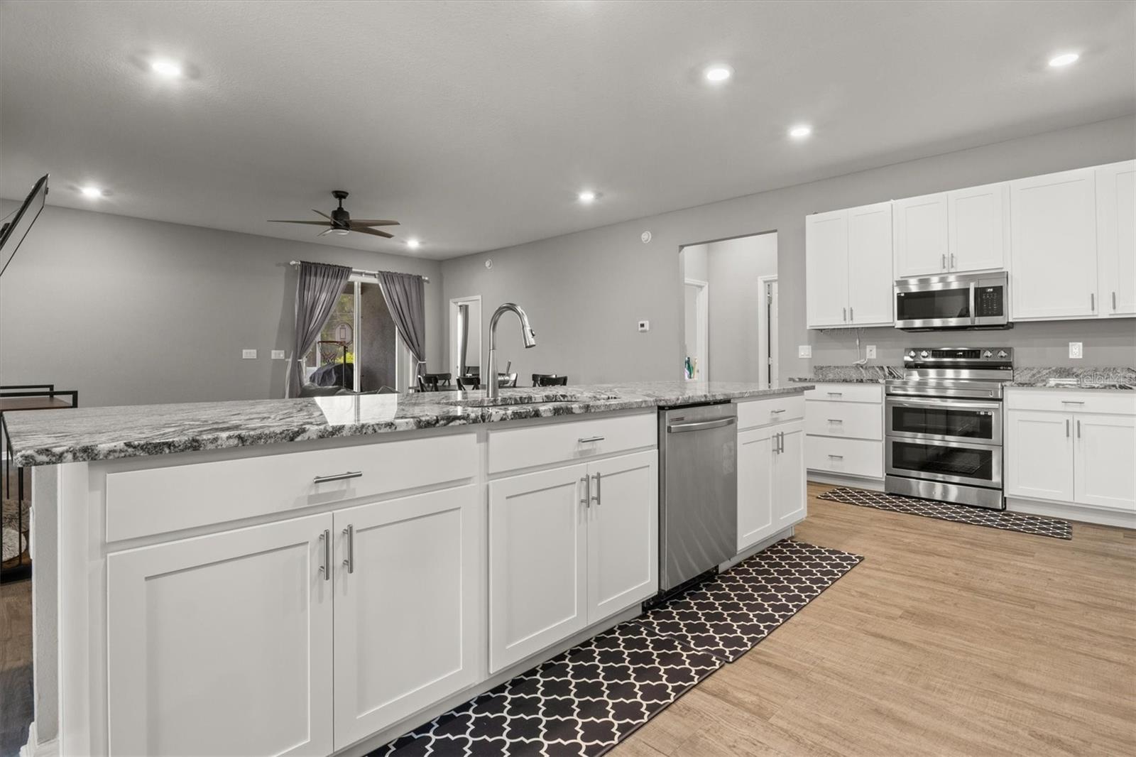 Image 10 of 48 For 1081 Sandpiper Loop
