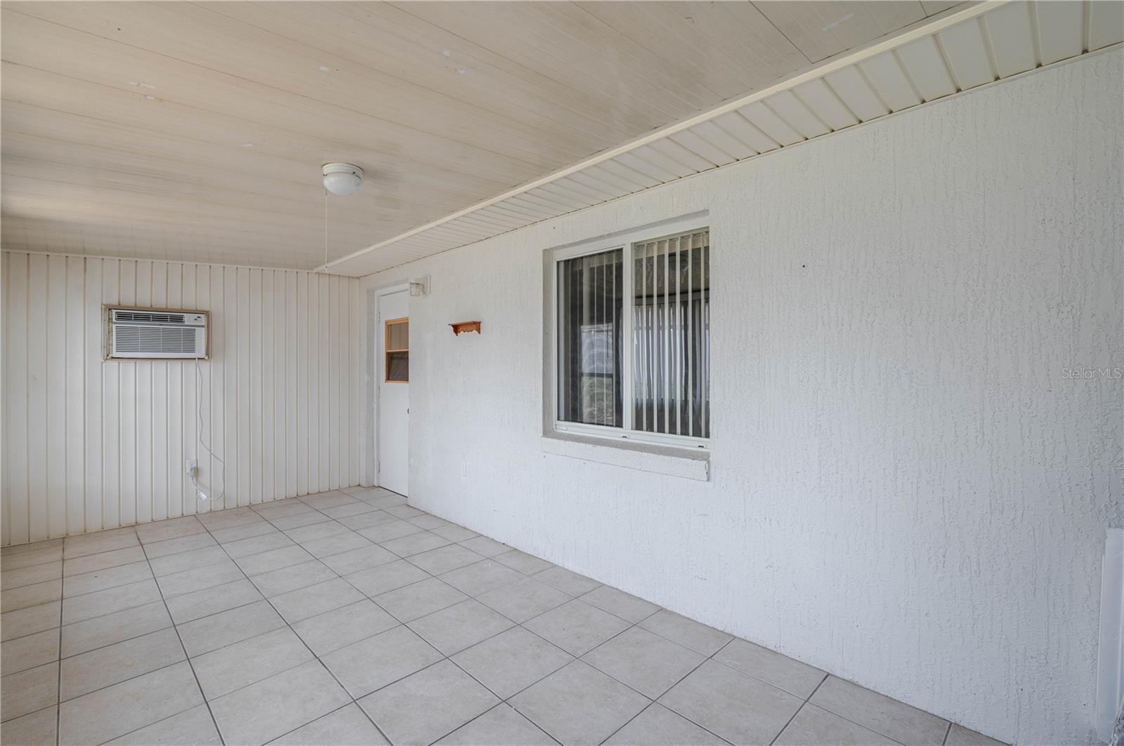 Image 13 of 18 For 299 Winter Ridge Boulevard 299