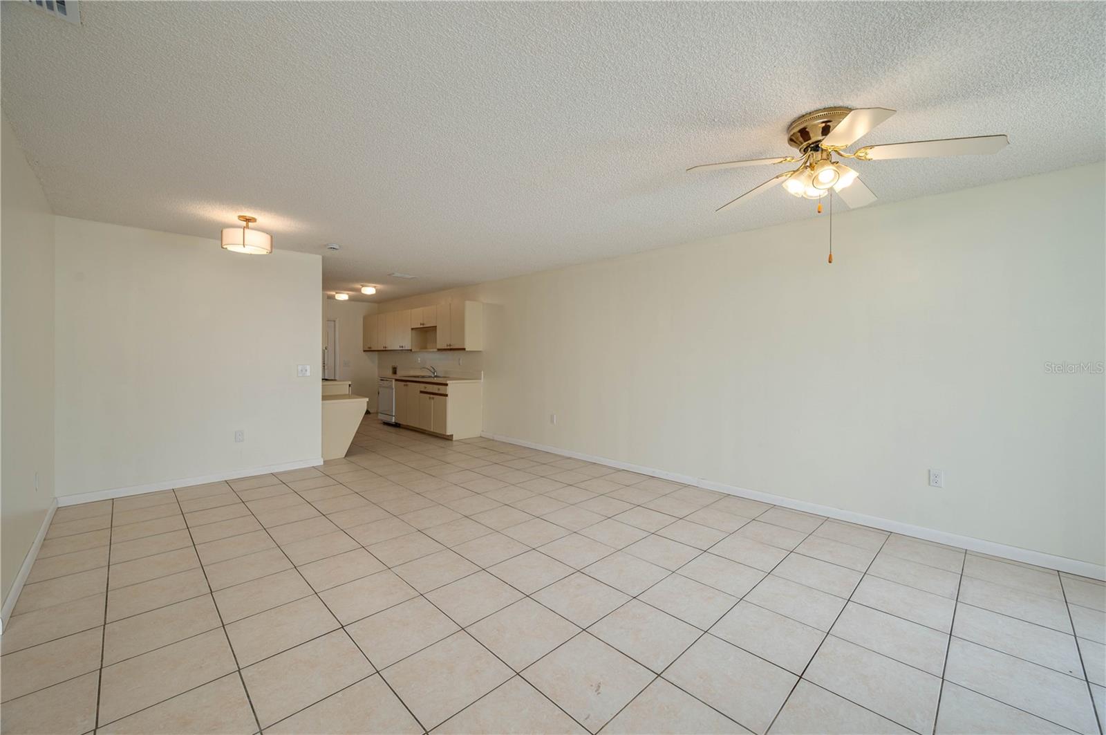 Image 9 of 18 For 299 Winter Ridge Boulevard 299