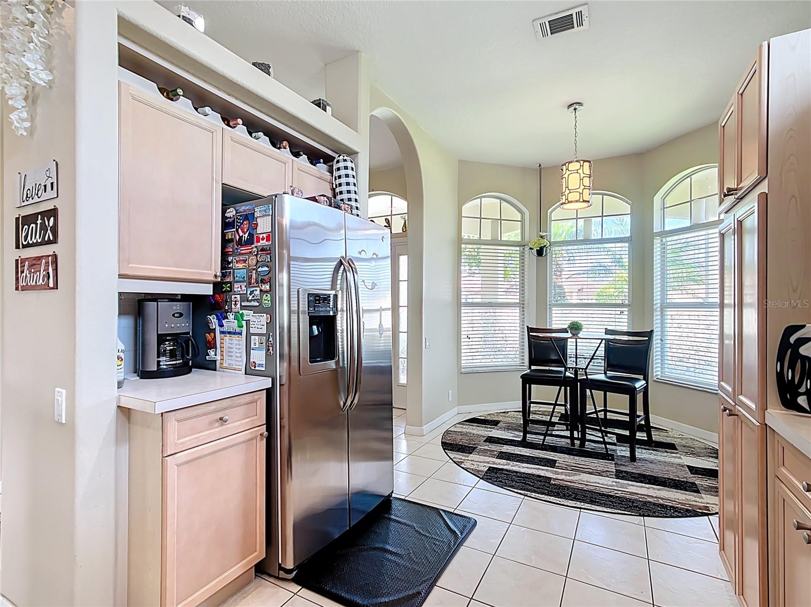 Image 10 of 48 For 380 Niblick Cir