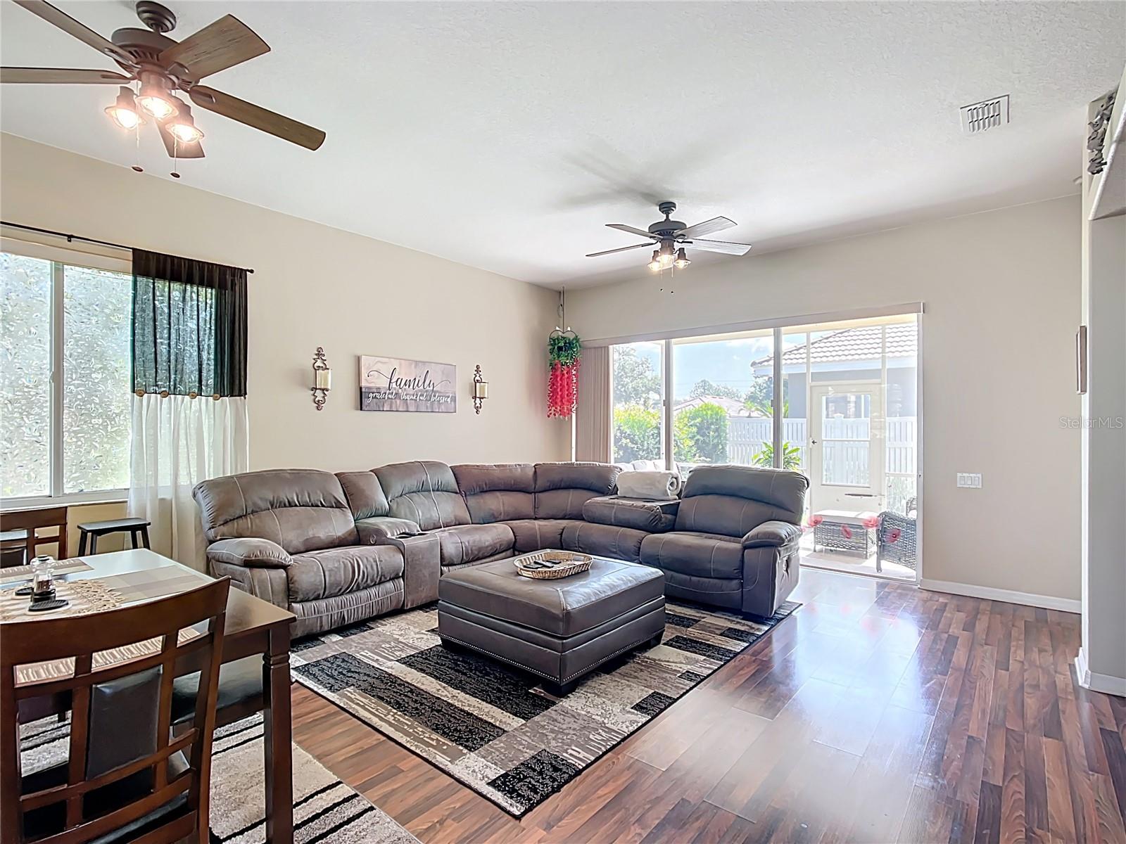 Image 13 of 48 For 380 Niblick Cir