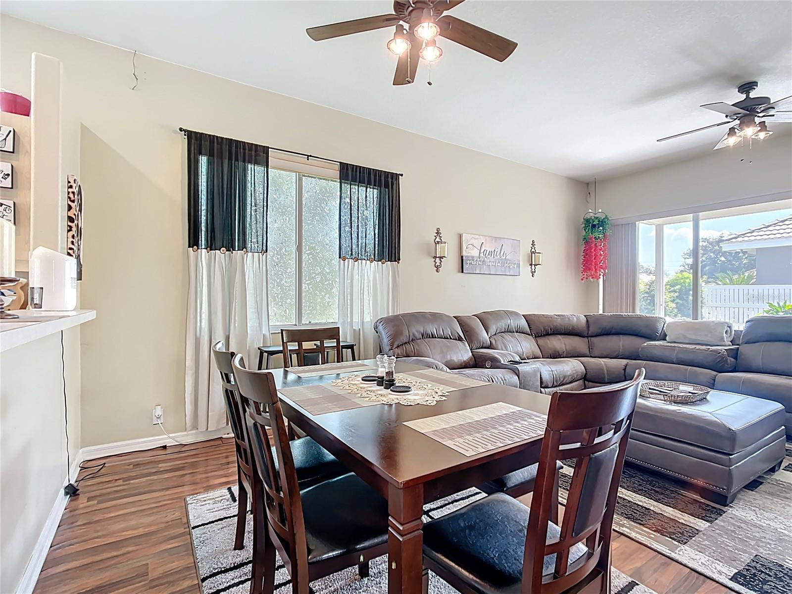 Image 14 of 48 For 380 Niblick Cir