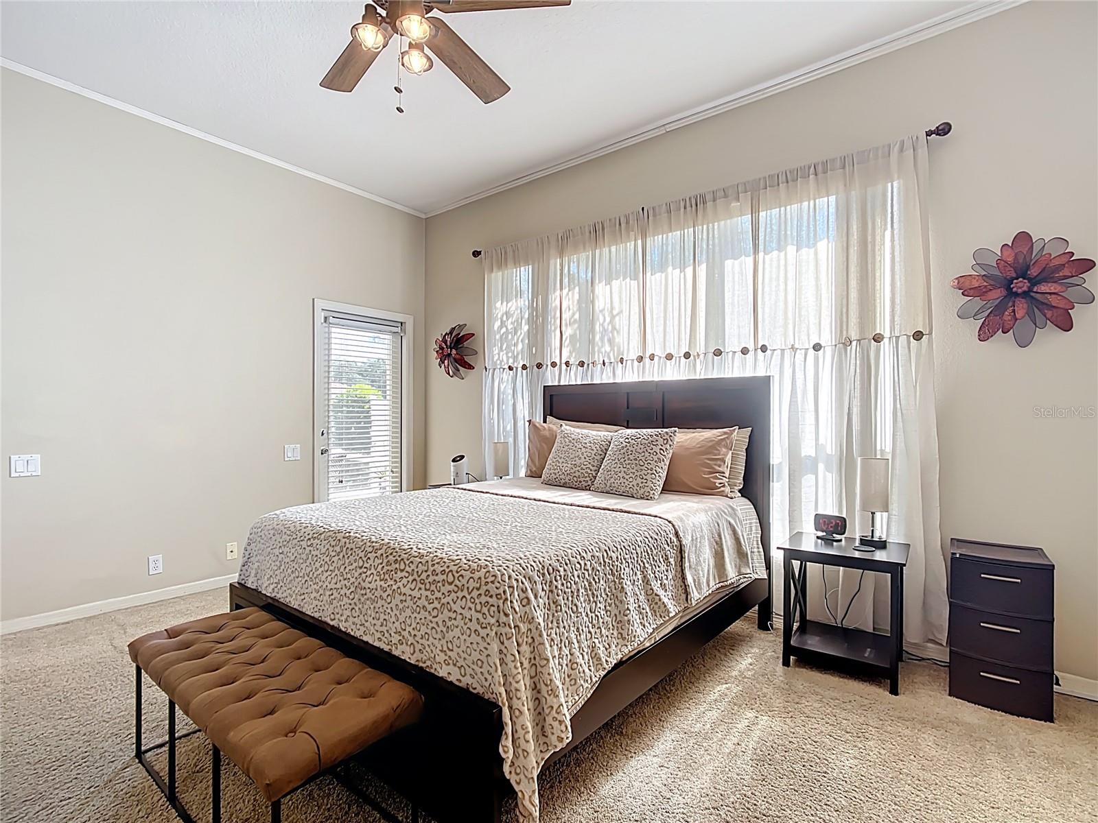 Image 20 of 48 For 380 Niblick Cir