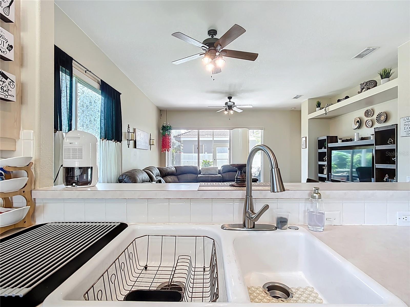 Image 8 of 48 For 380 Niblick Cir
