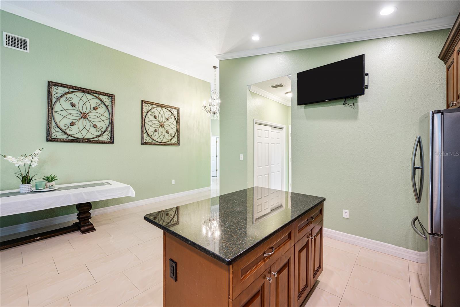 Image 10 of 37 For 1553 Wright Drive