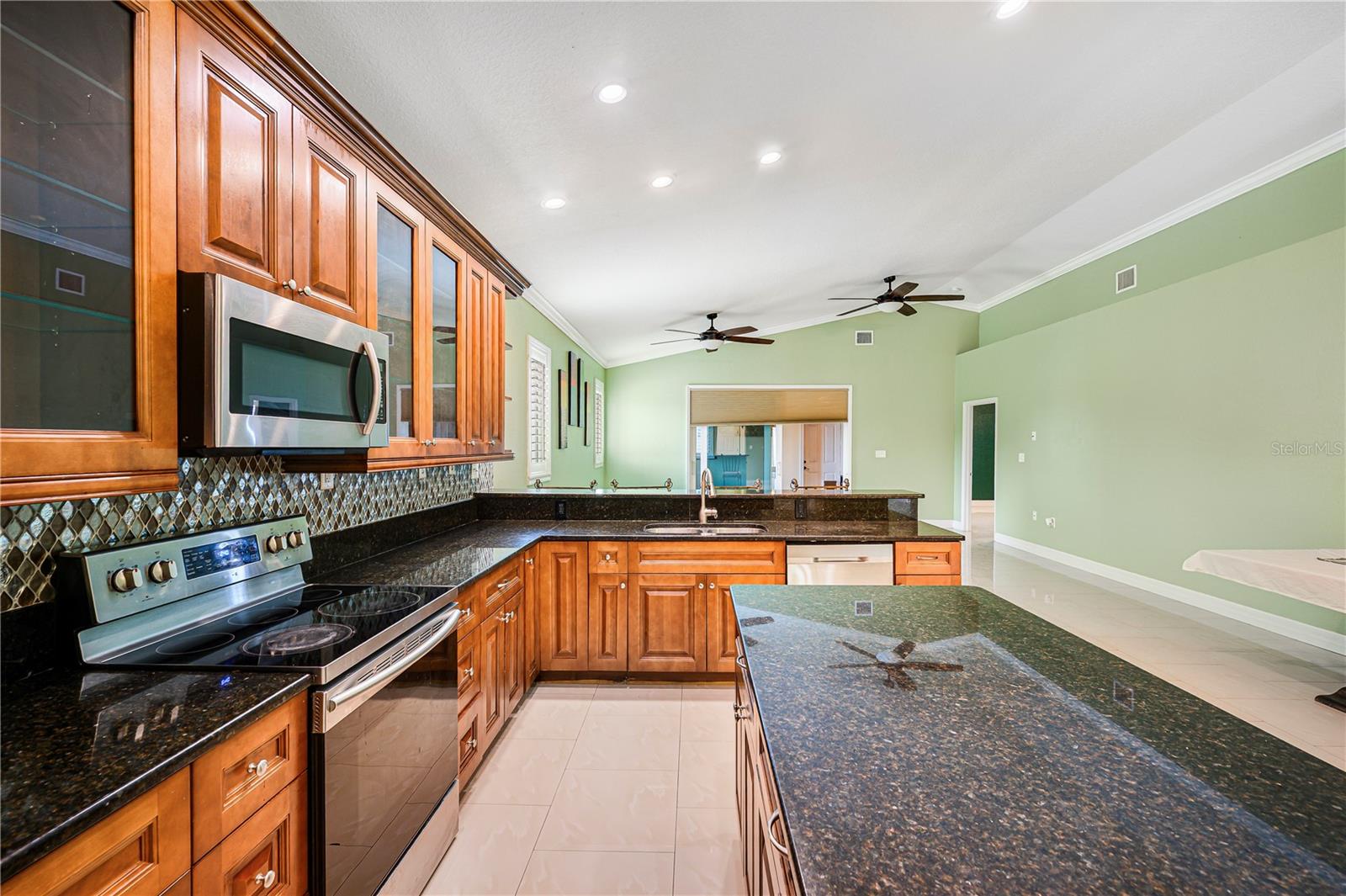 Image 9 of 37 For 1553 Wright Drive