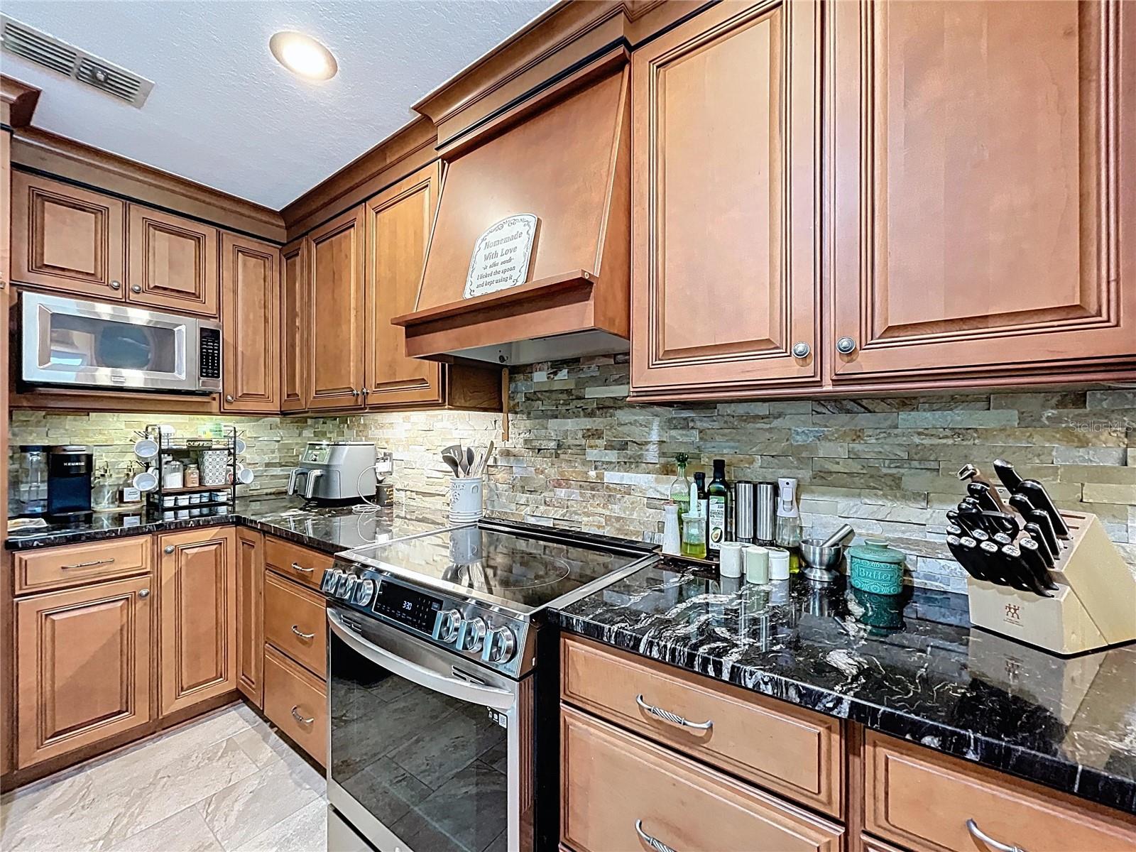 Image 33 of 79 For 3705 Pine Circle