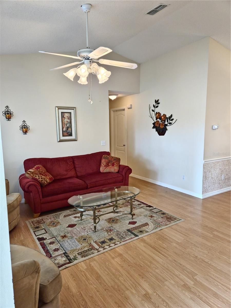Image 3 of 21 For 2909 Pine Tree Drive