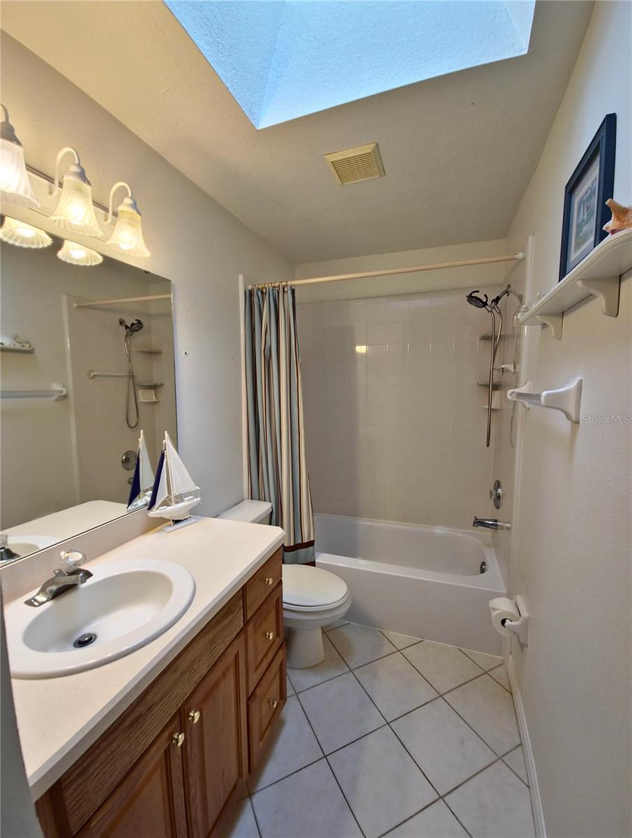 Image 8 of 21 For 2909 Pine Tree Drive