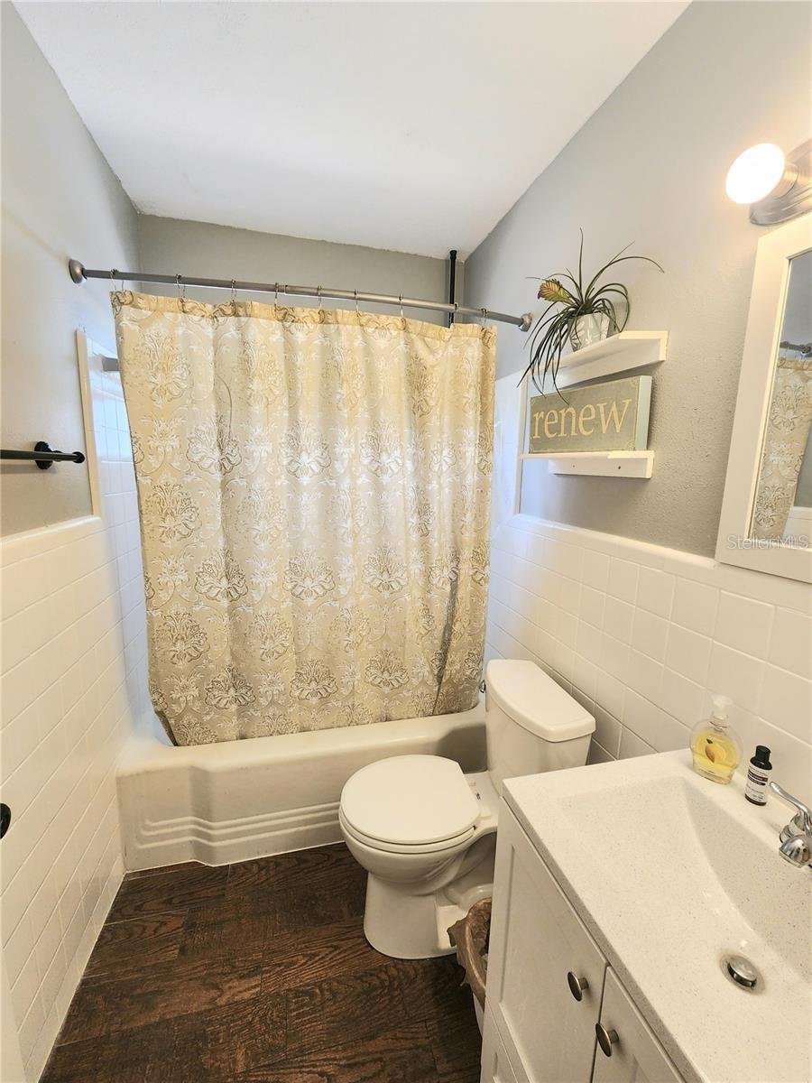 Image 8 of 14 For 550 Thelma Street