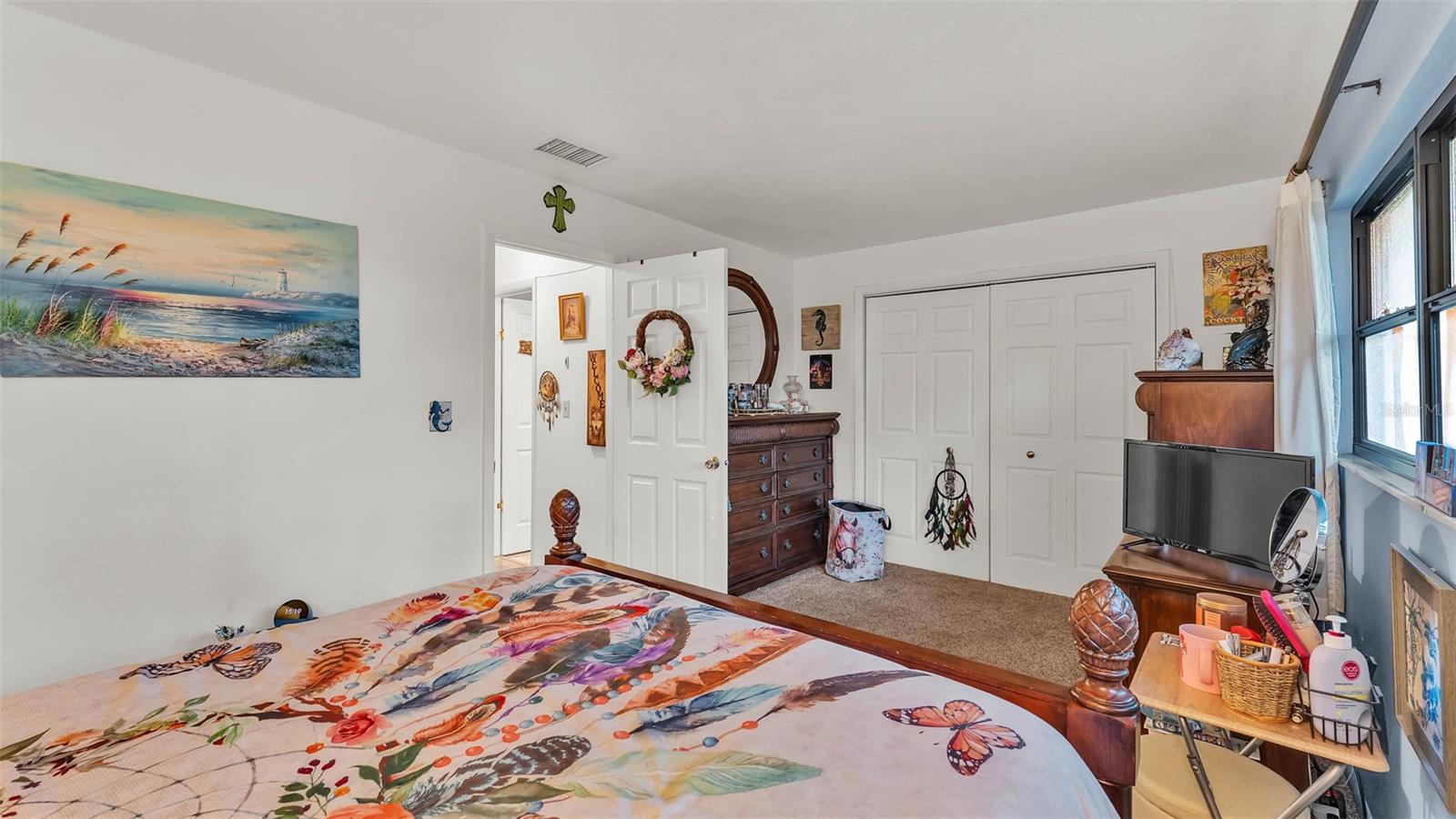 Image 30 of 47 For 527 Duchess Drive