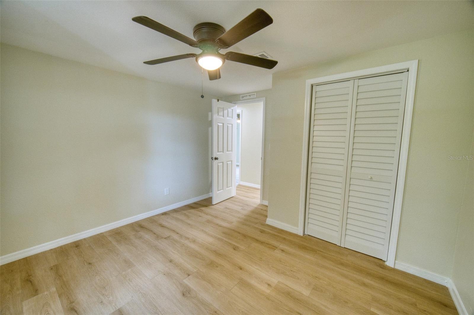 Image 15 of 32 For 4336 Portage Drive