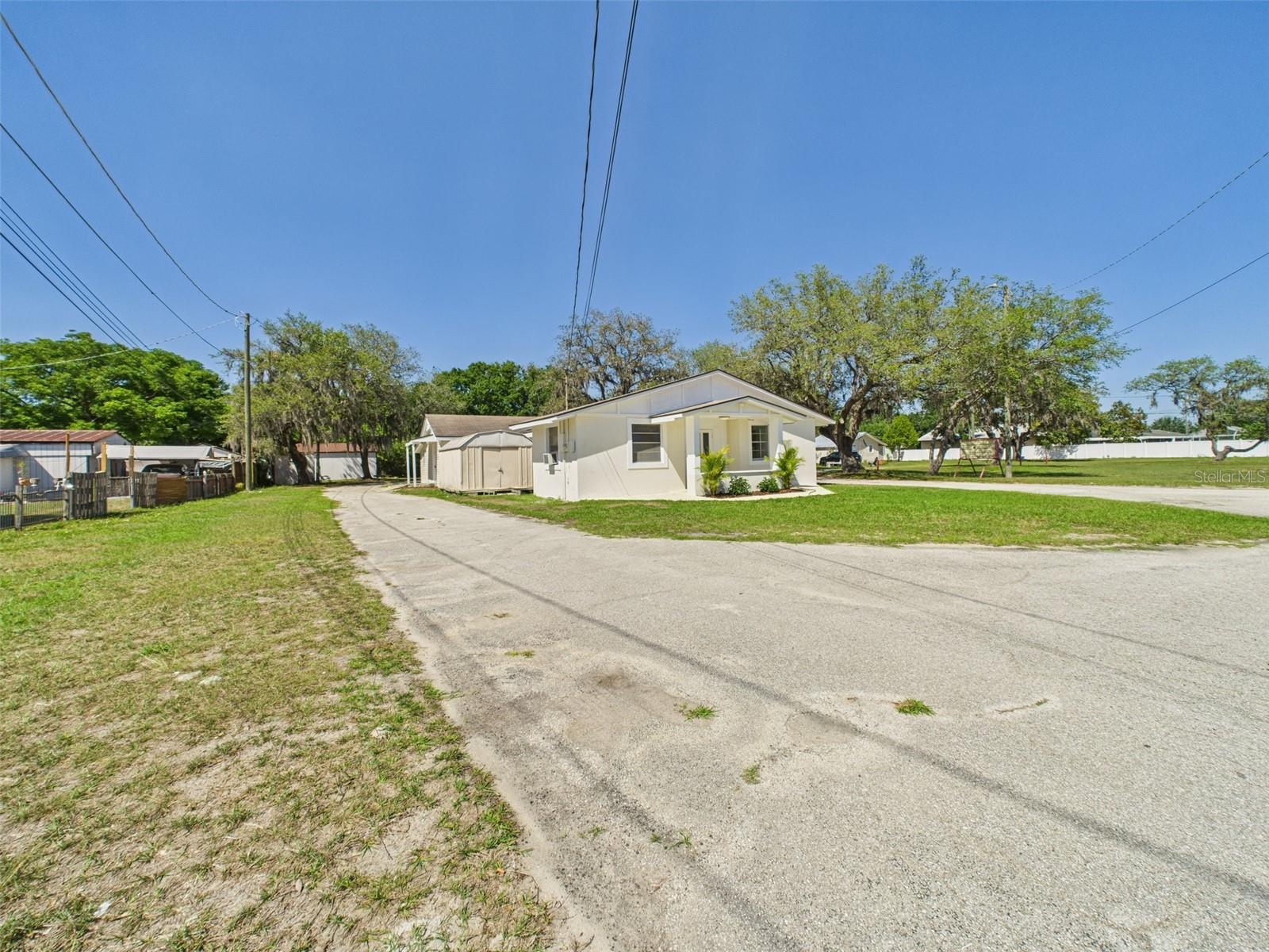 Image 62 of 78 For 1600 Derby Avenue