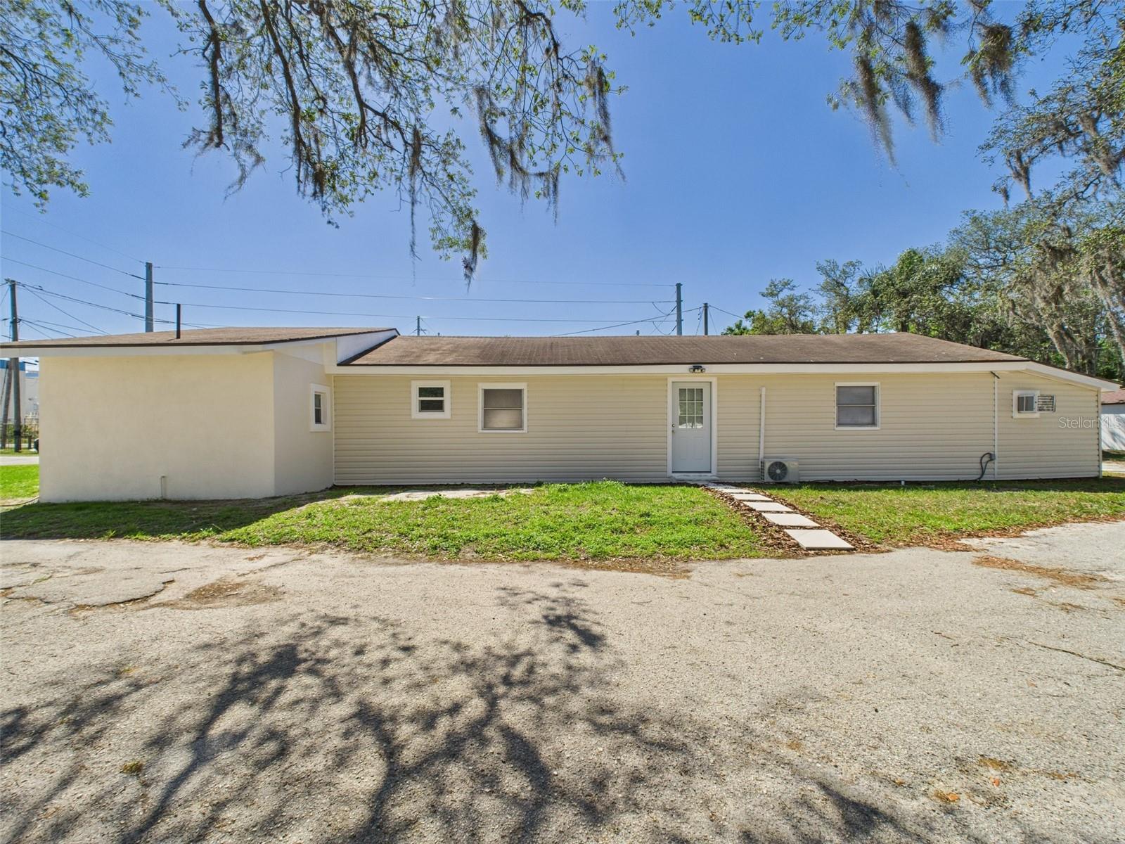 Image 68 of 78 For 1600 Derby Avenue