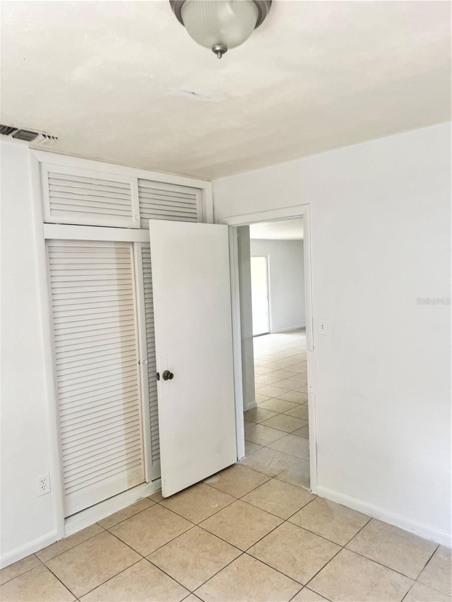Image 13 of 41 For 21077 Gertrude Avenue