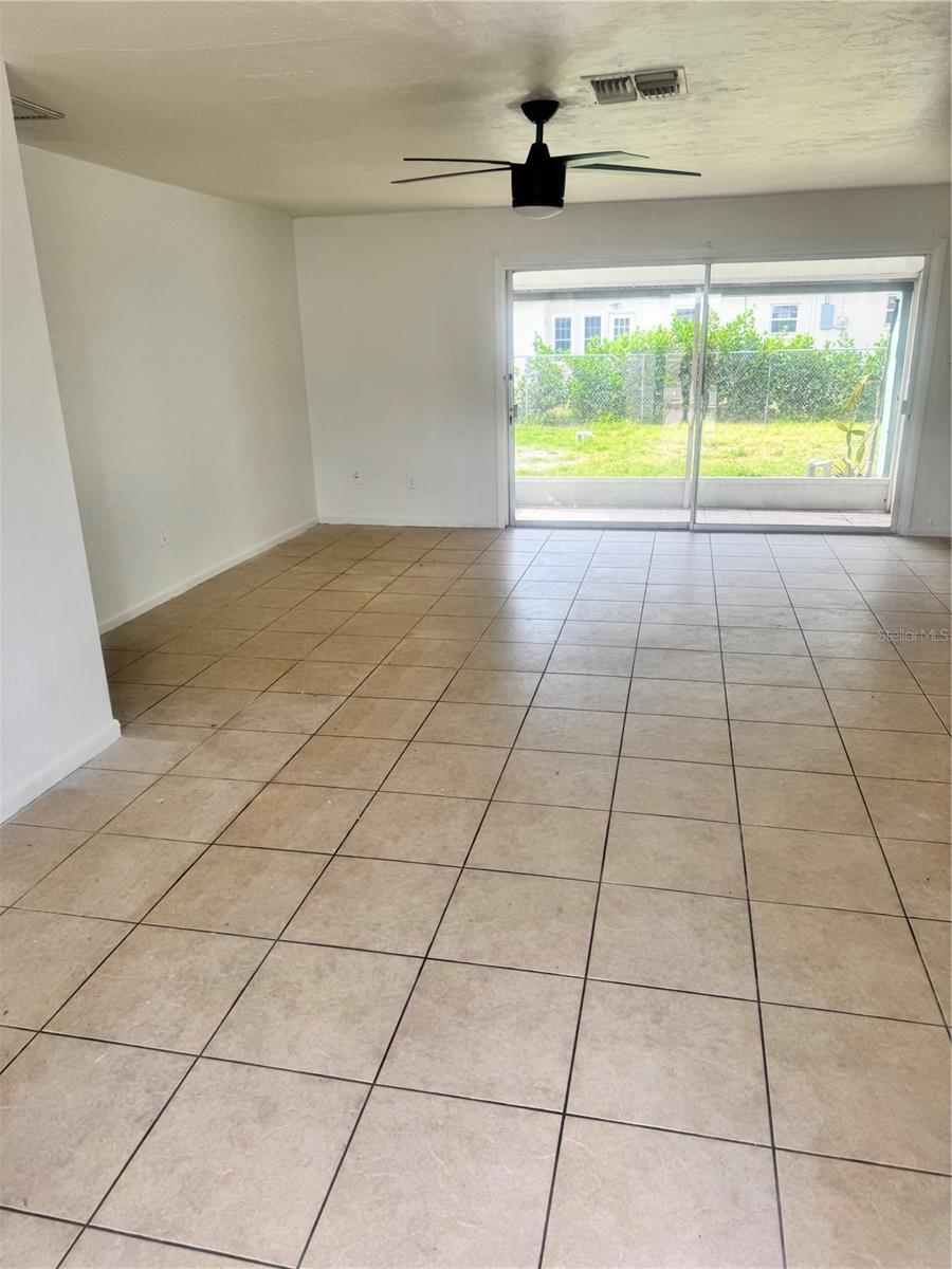 Image 6 of 41 For 21077 Gertrude Avenue