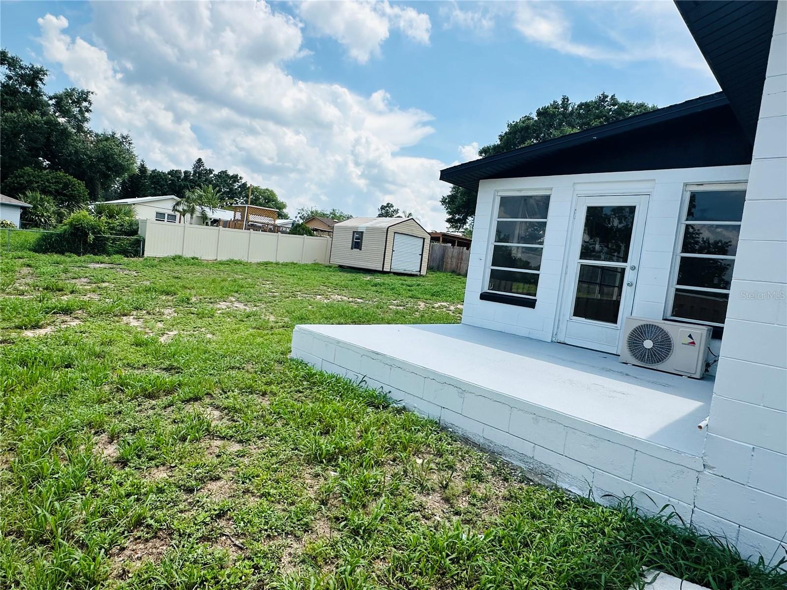 Image 2 of 15 For 655 Sanford Street