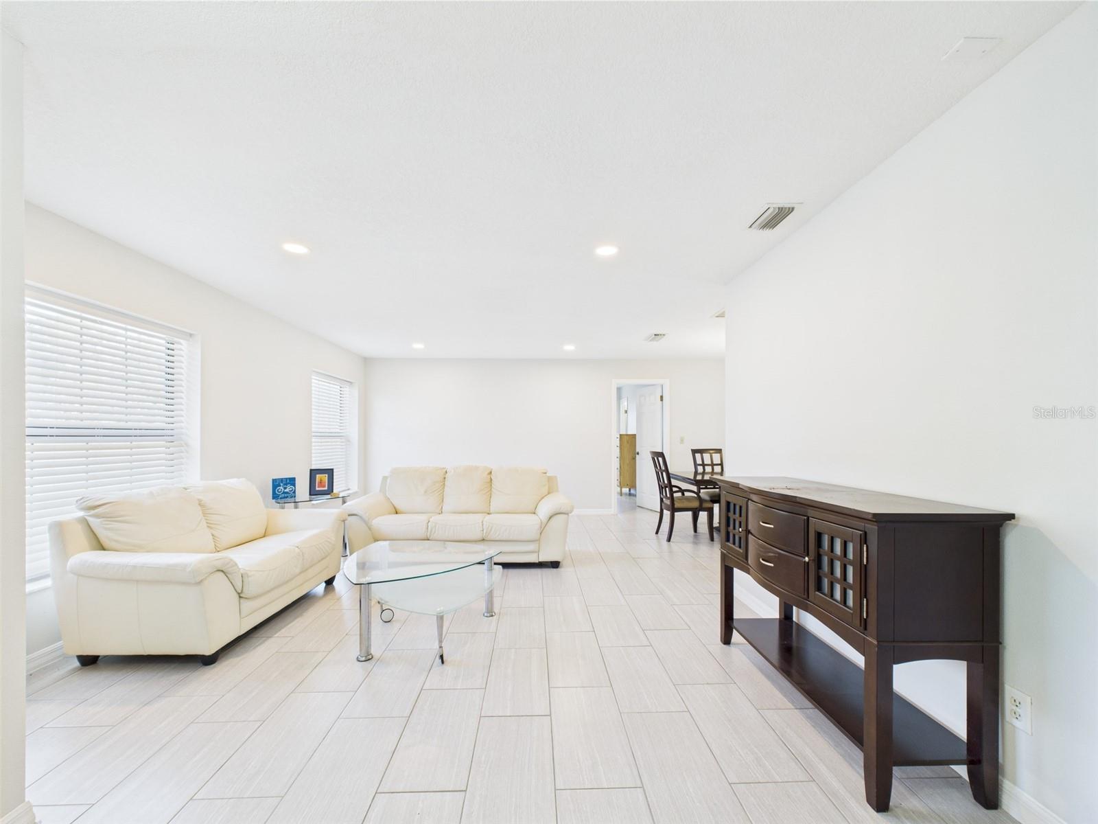 Image 5 of 100 For 14191 25th Avenue